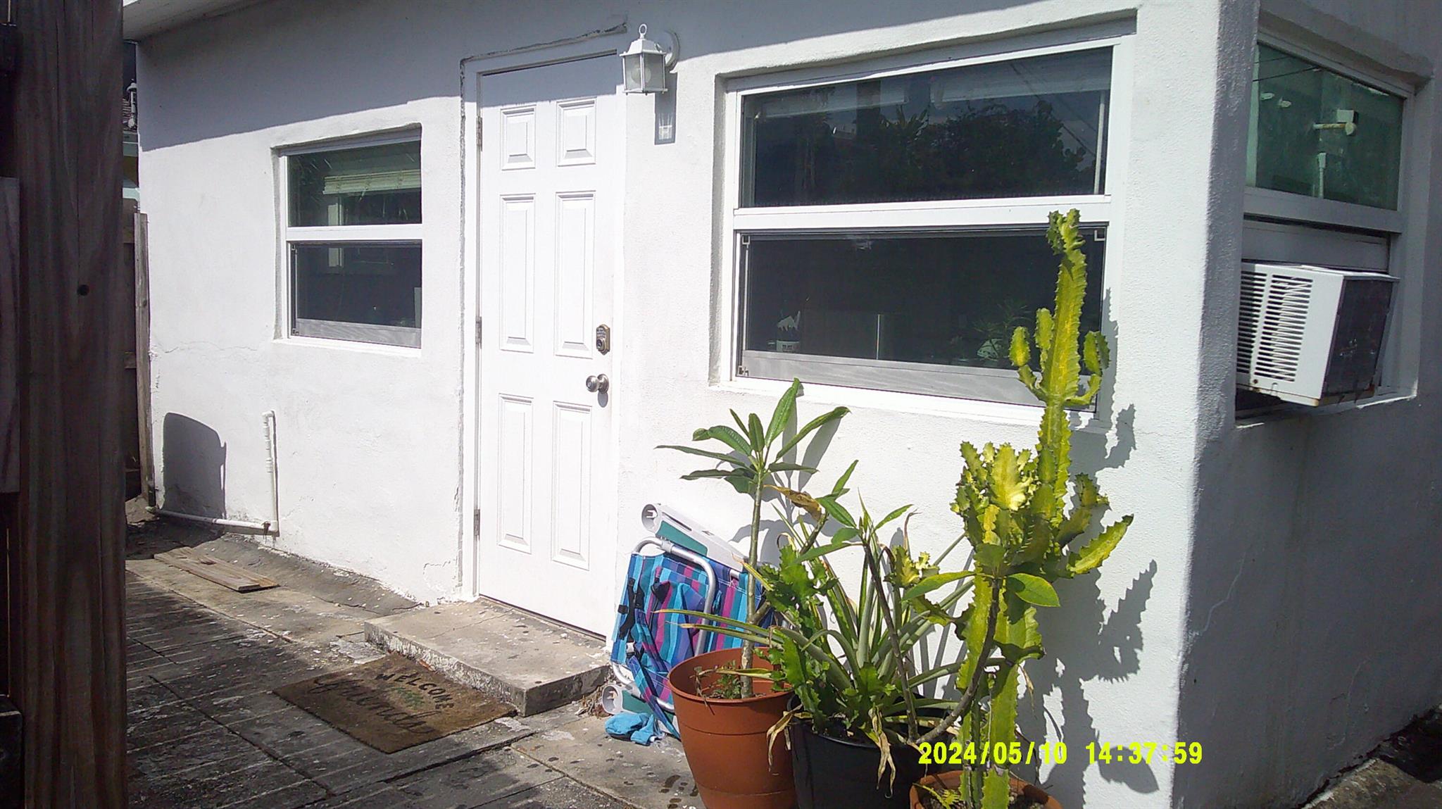 Charming 2 Bed / 2 Bath Home + Den/Office; Step into timeless design 1920s home. This spacious property includes 2 bedrooms, 2 bathrooms, and a versatile den or office--perfect for working from home. Located on a private lot, enjoy a fenced yard, ideal for relaxing or entertaining. Home comes equipped with window AC units for comfort year-round. Move-in process is quick and easy!