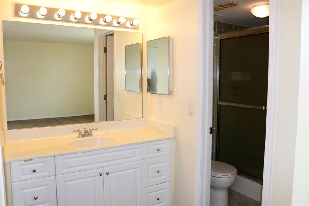 LAVERS DELRAY RACQUET CLUB CONDO - Residential Lease