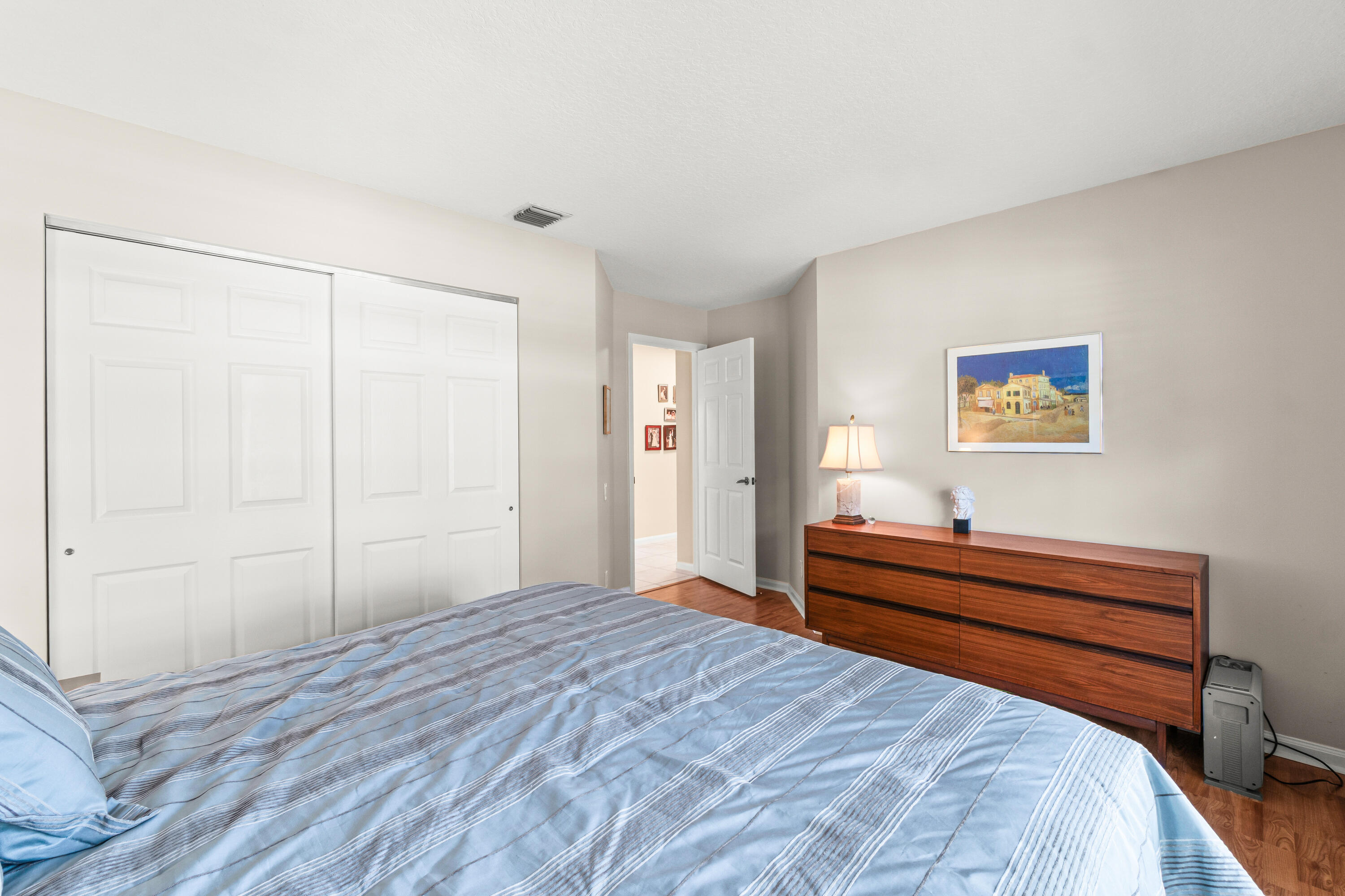 LAKERIDGE GREENS - Residential