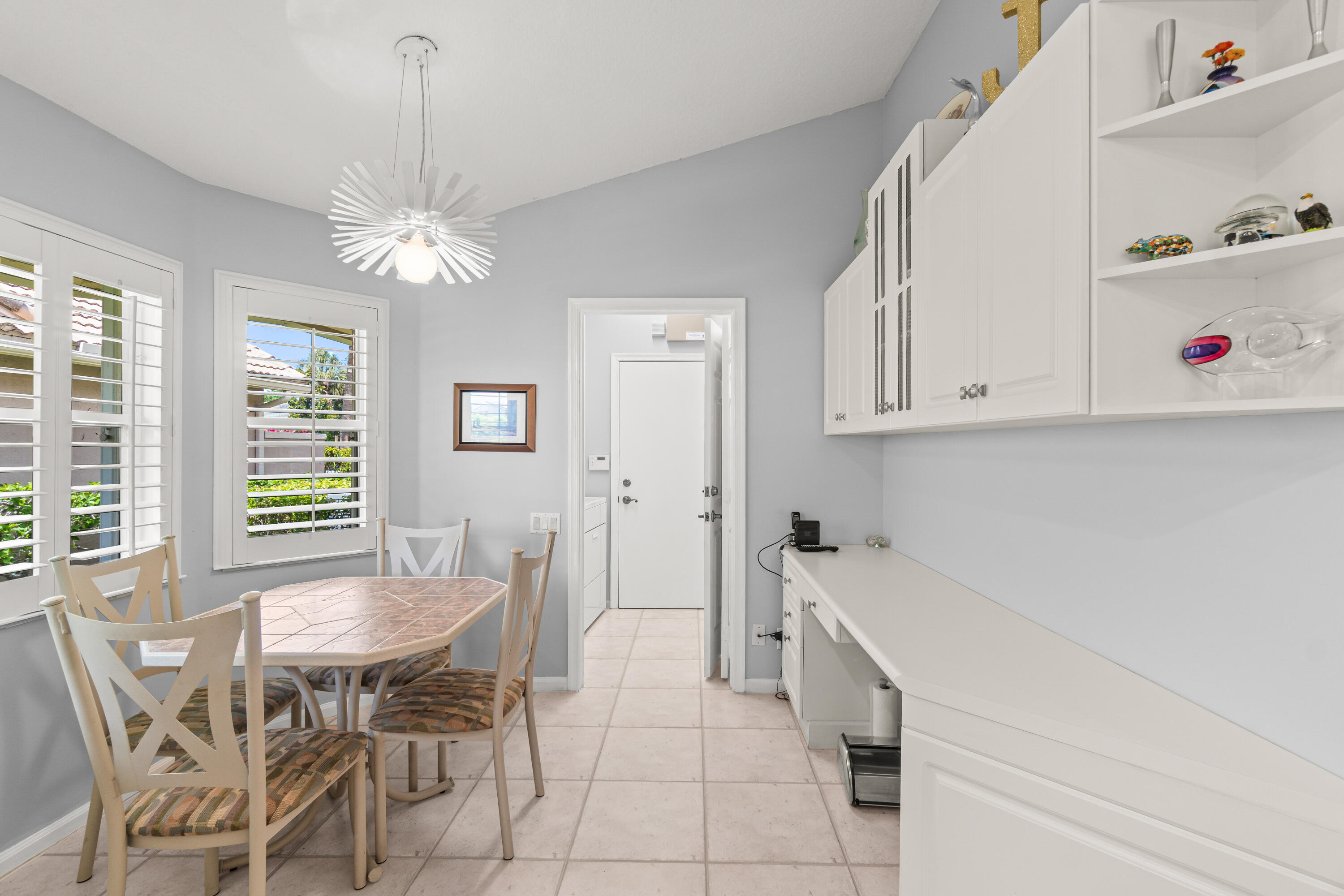 LAKERIDGE GREENS - Residential