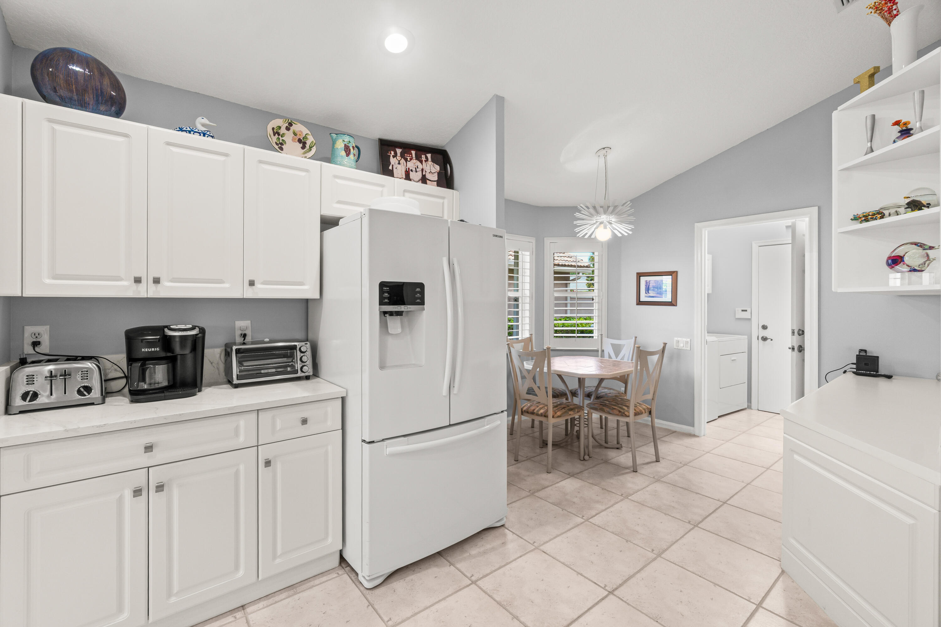 LAKERIDGE GREENS - Residential