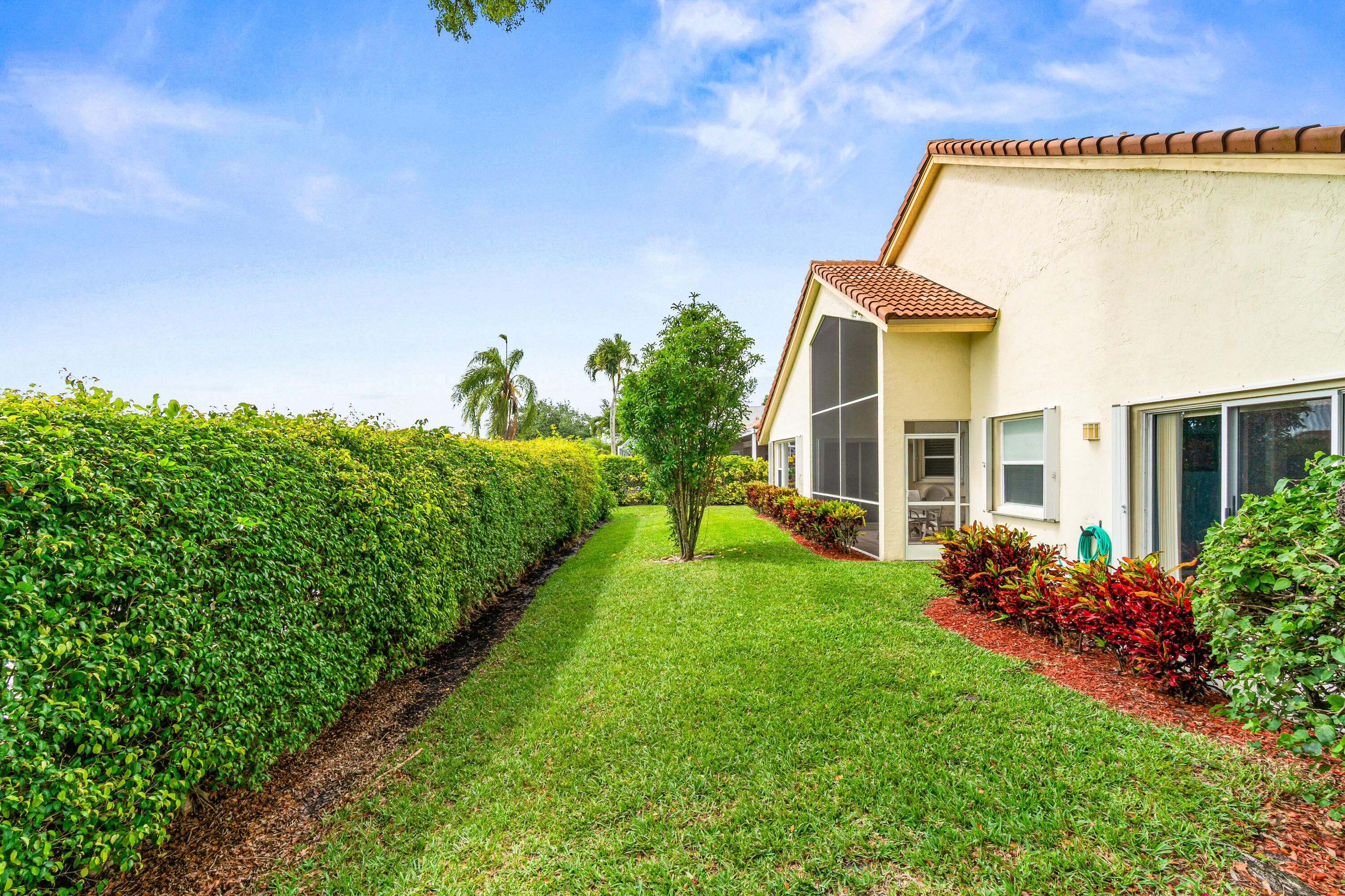 LAKERIDGE GREENS - Residential