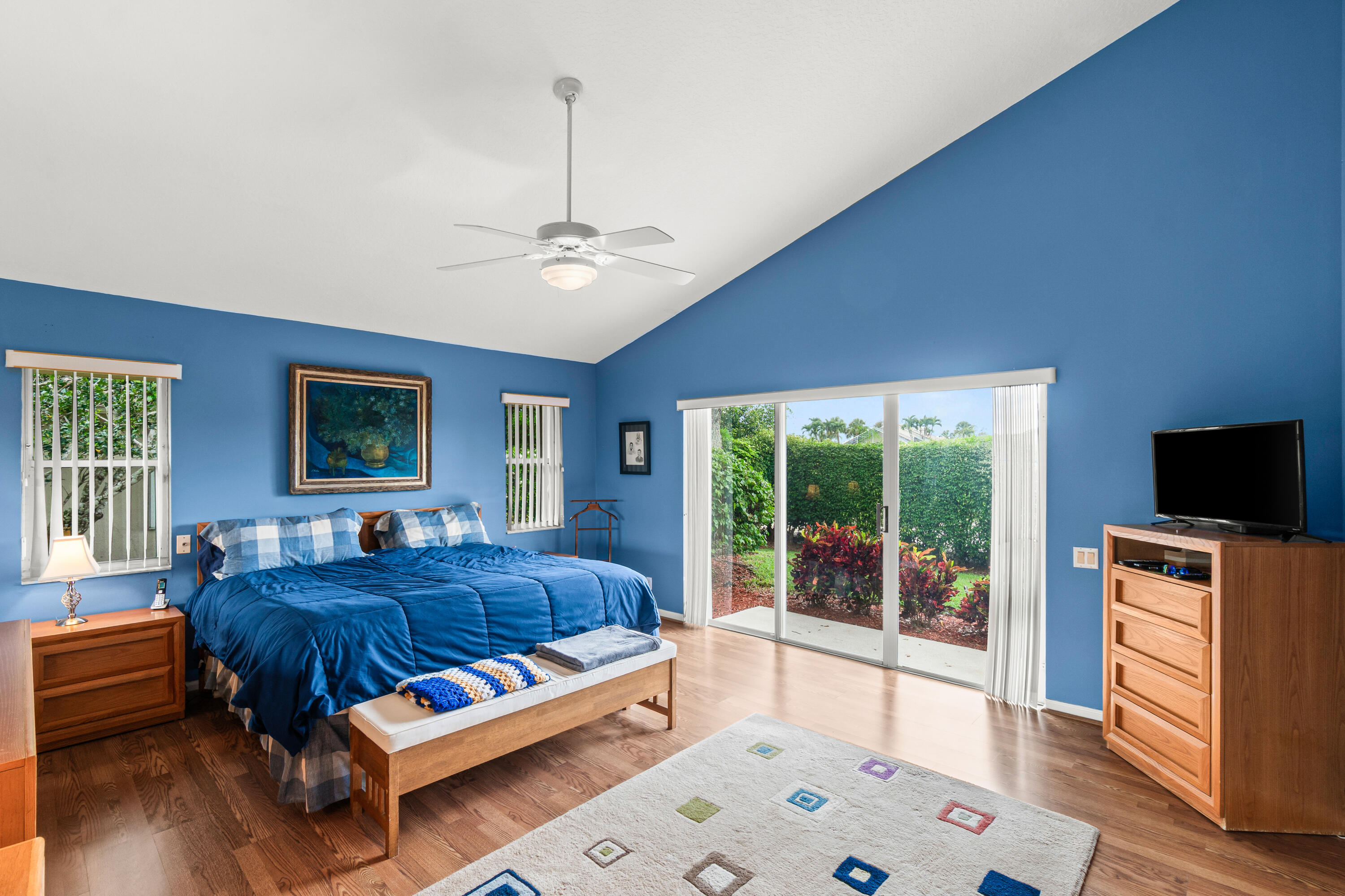 LAKERIDGE GREENS - Residential