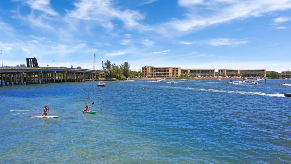 Photo of 393 Mallard Point, Jupiter, FL 33458 (MLS # R10949260)