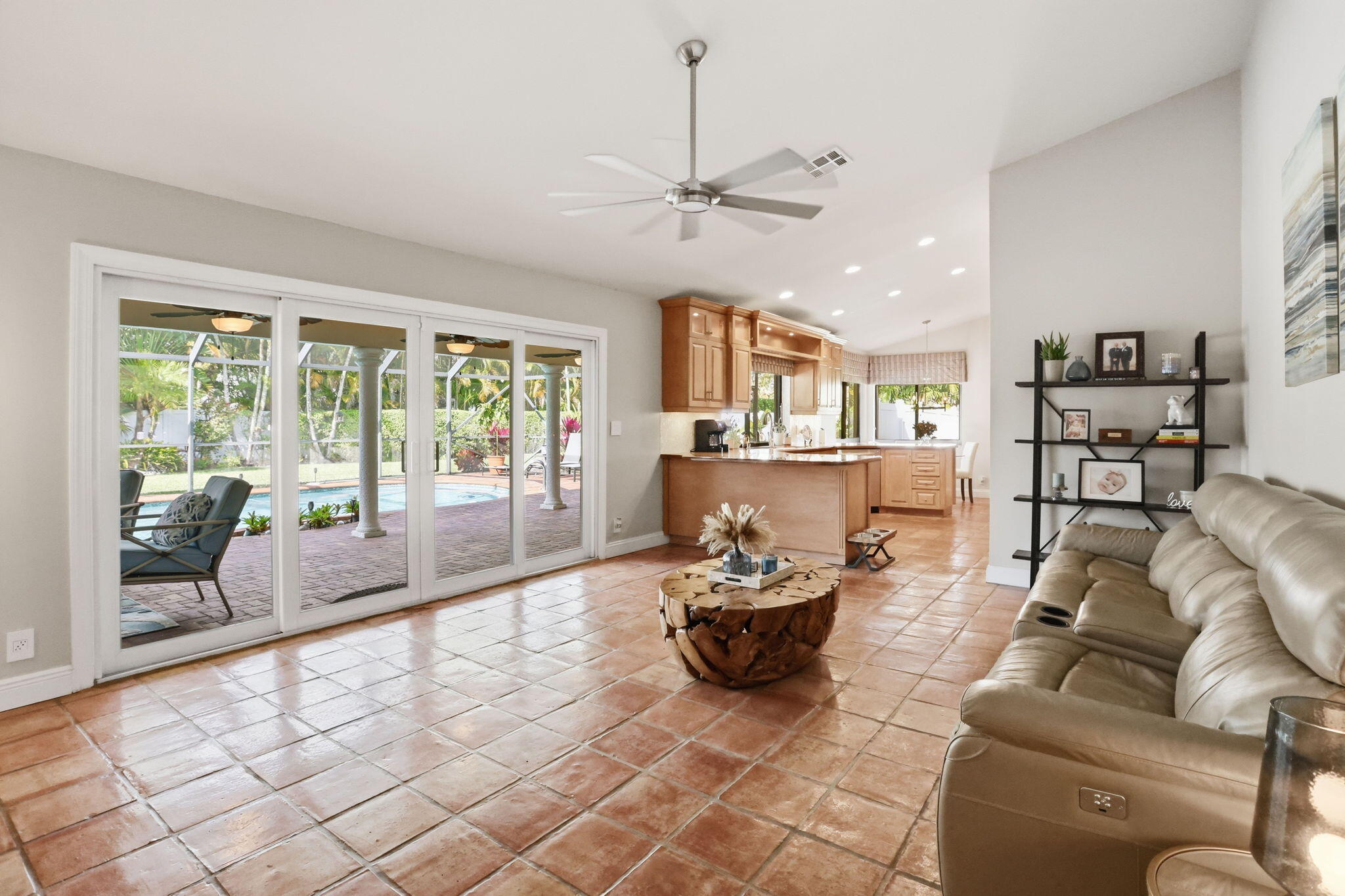 BOCA CHASE SEC 1 - Residential