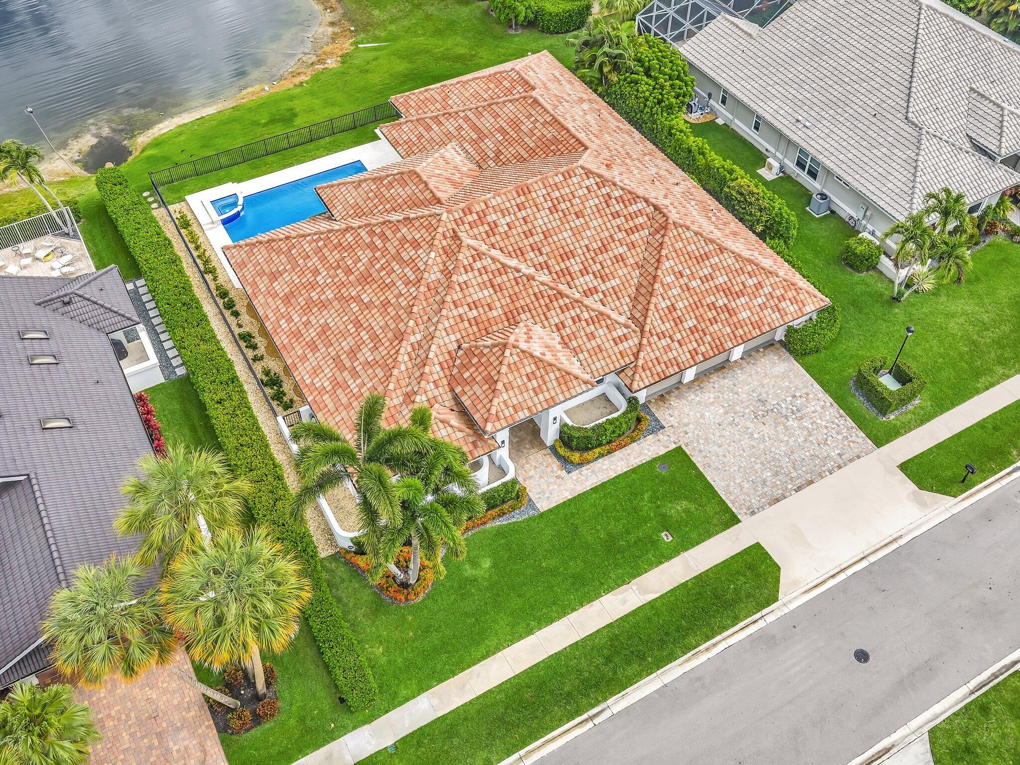 ENCANTADA - Residential