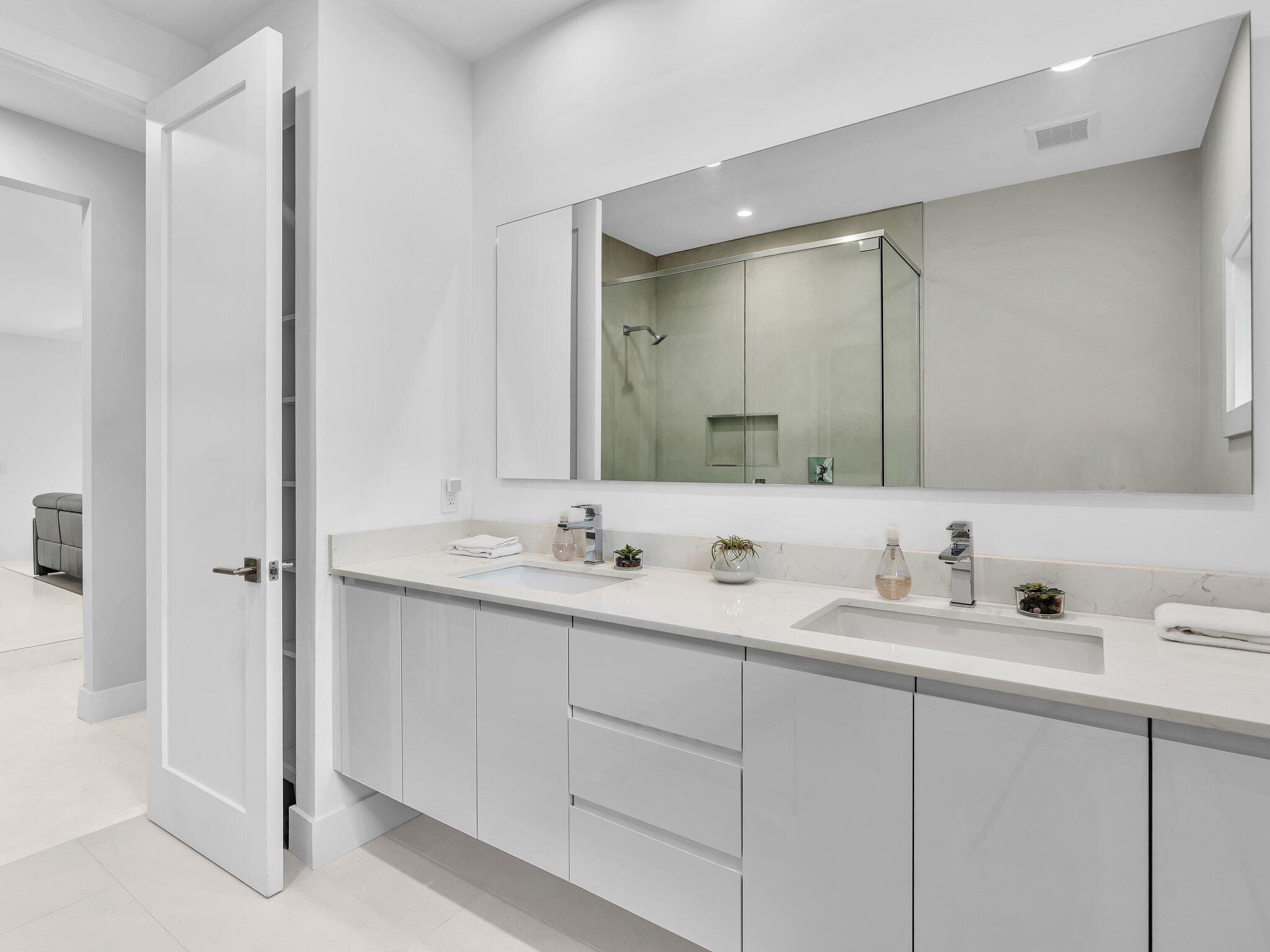 ENCANTADA - Residential