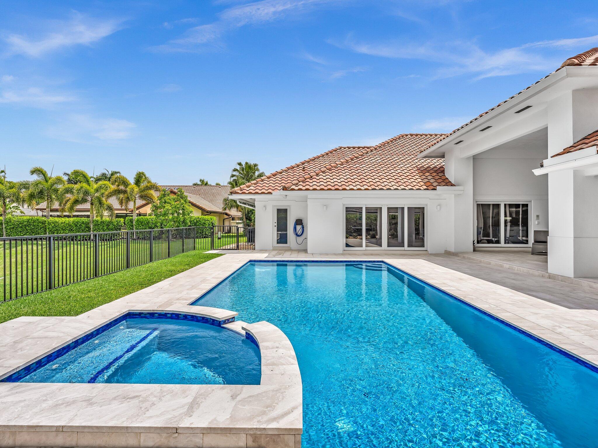 ENCANTADA - Residential