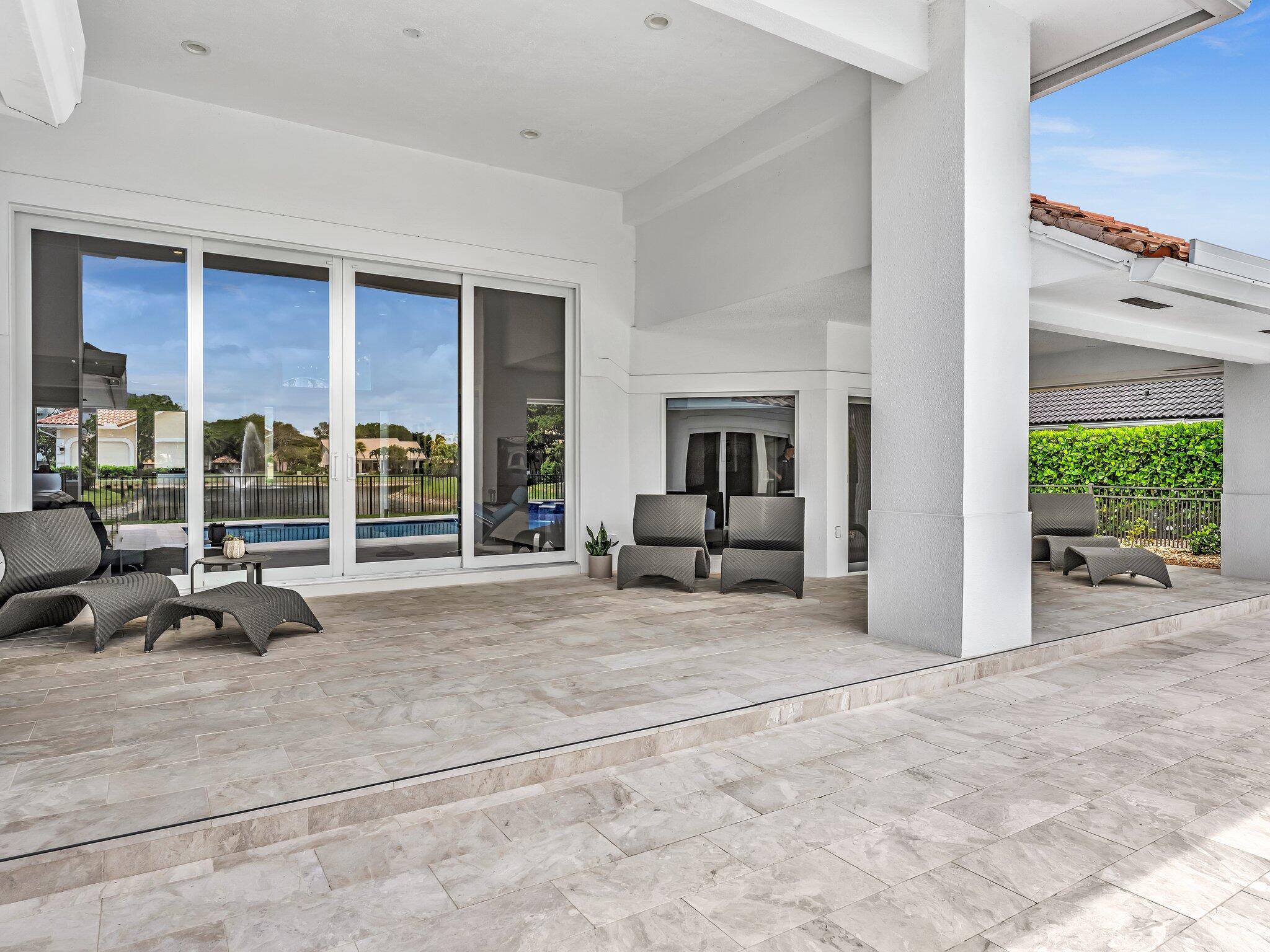 ENCANTADA - Residential