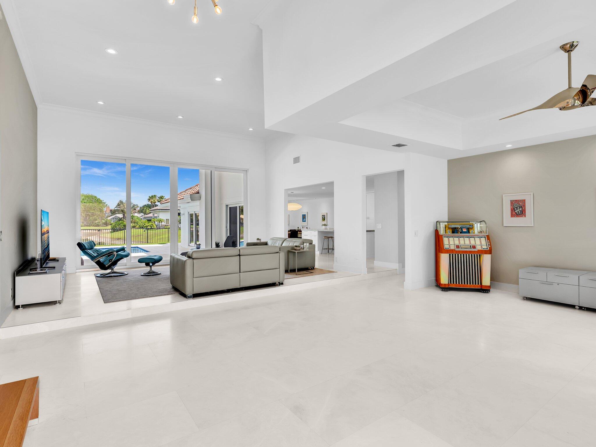 ENCANTADA - Residential