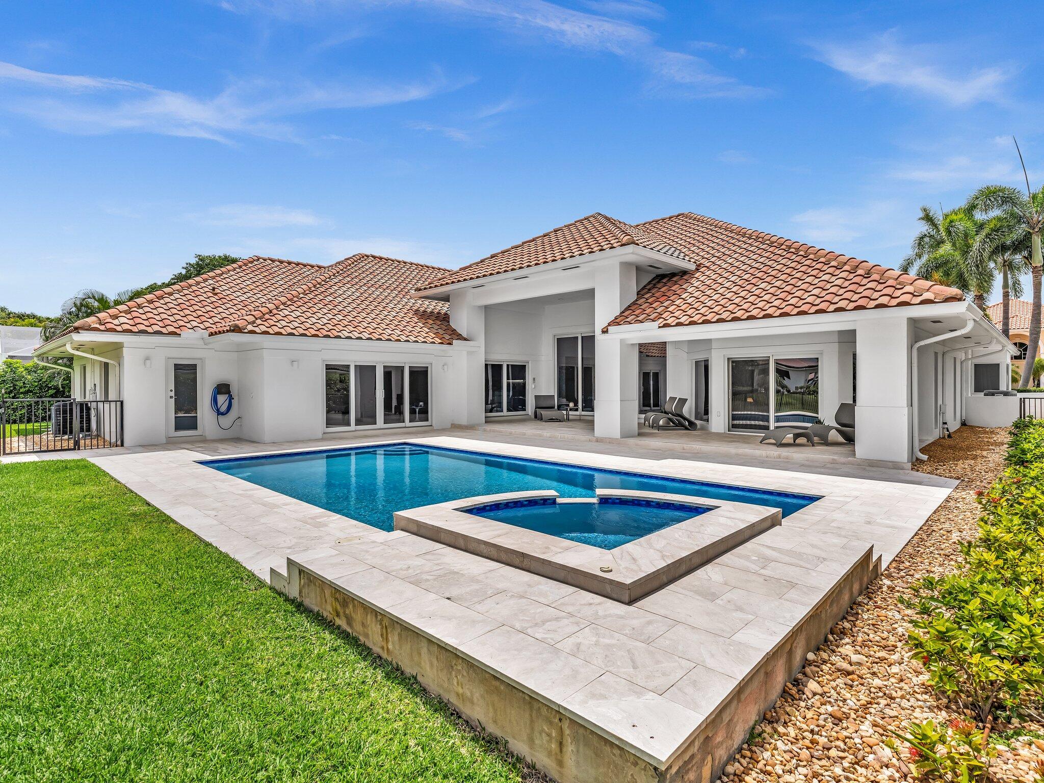 ENCANTADA - Residential