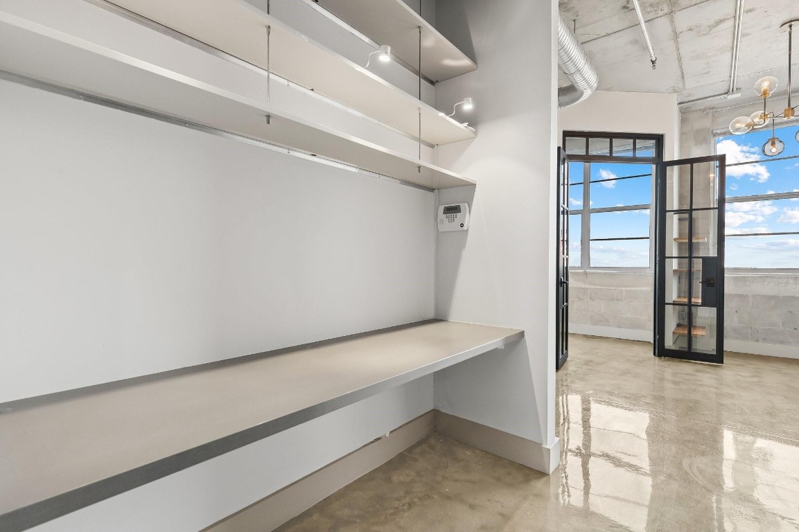 Avenue Lofts - Residential