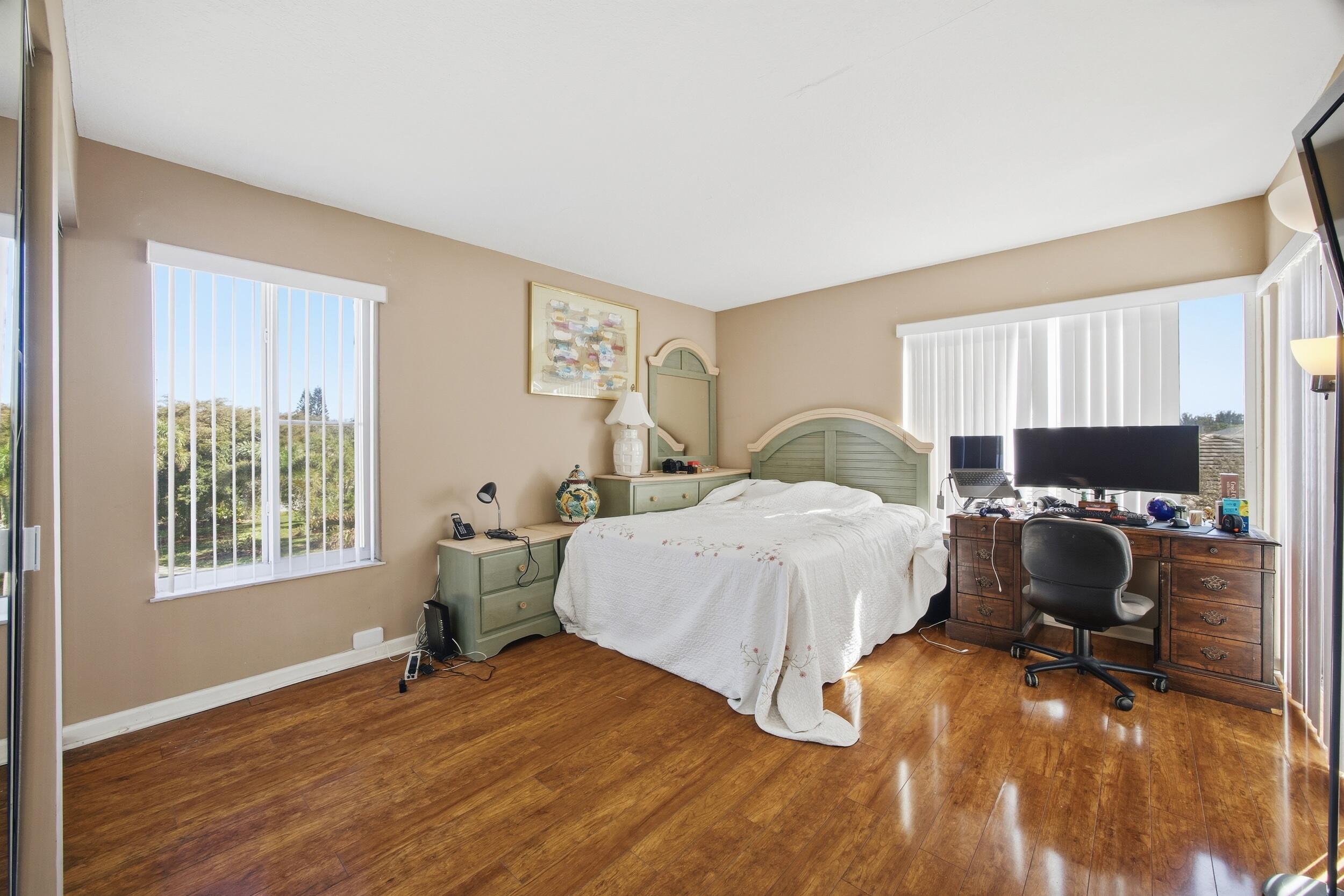 CATAMARAN LL CONDOMINIUM - Residential