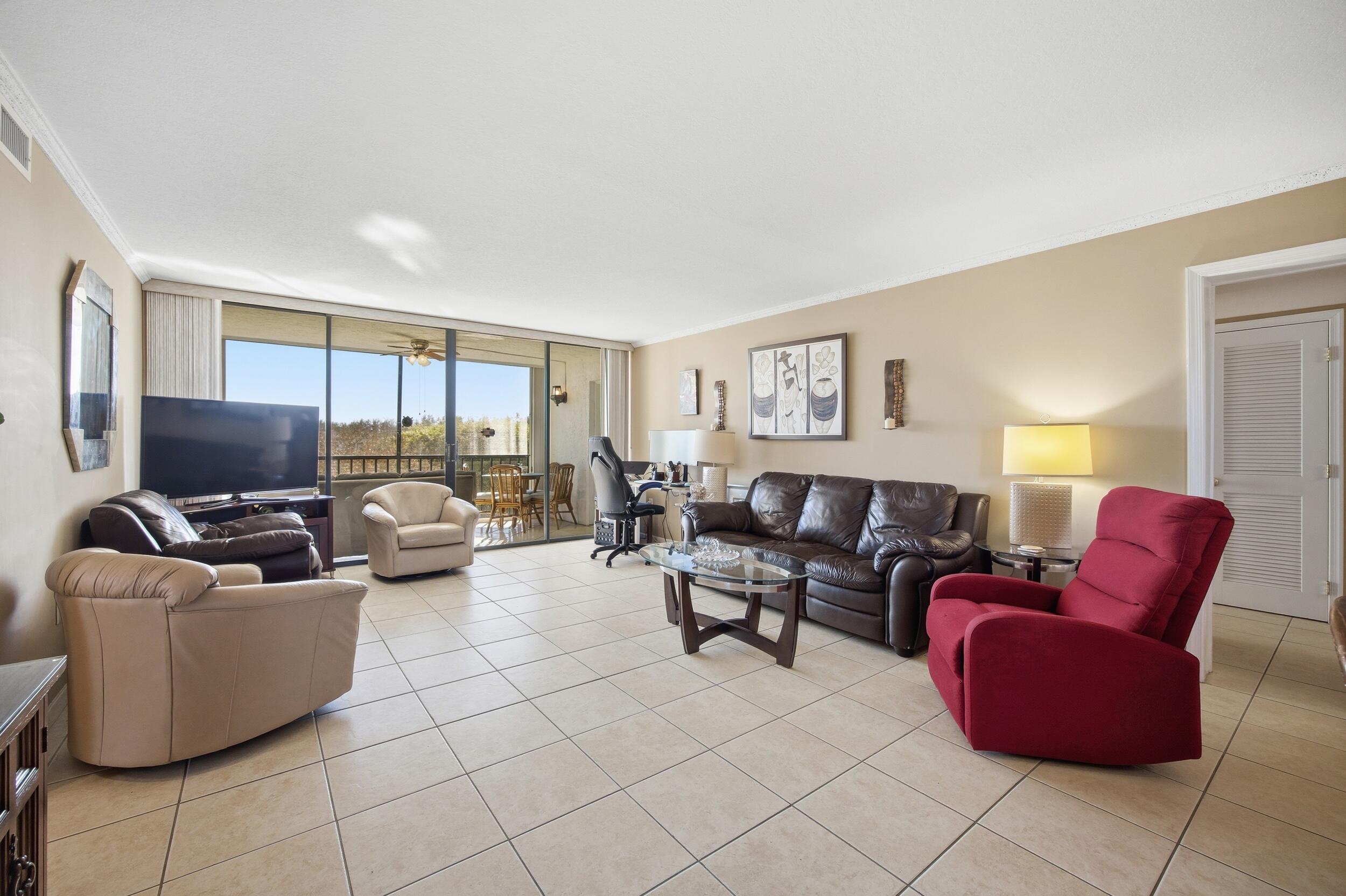 CATAMARAN LL CONDOMINIUM - Residential