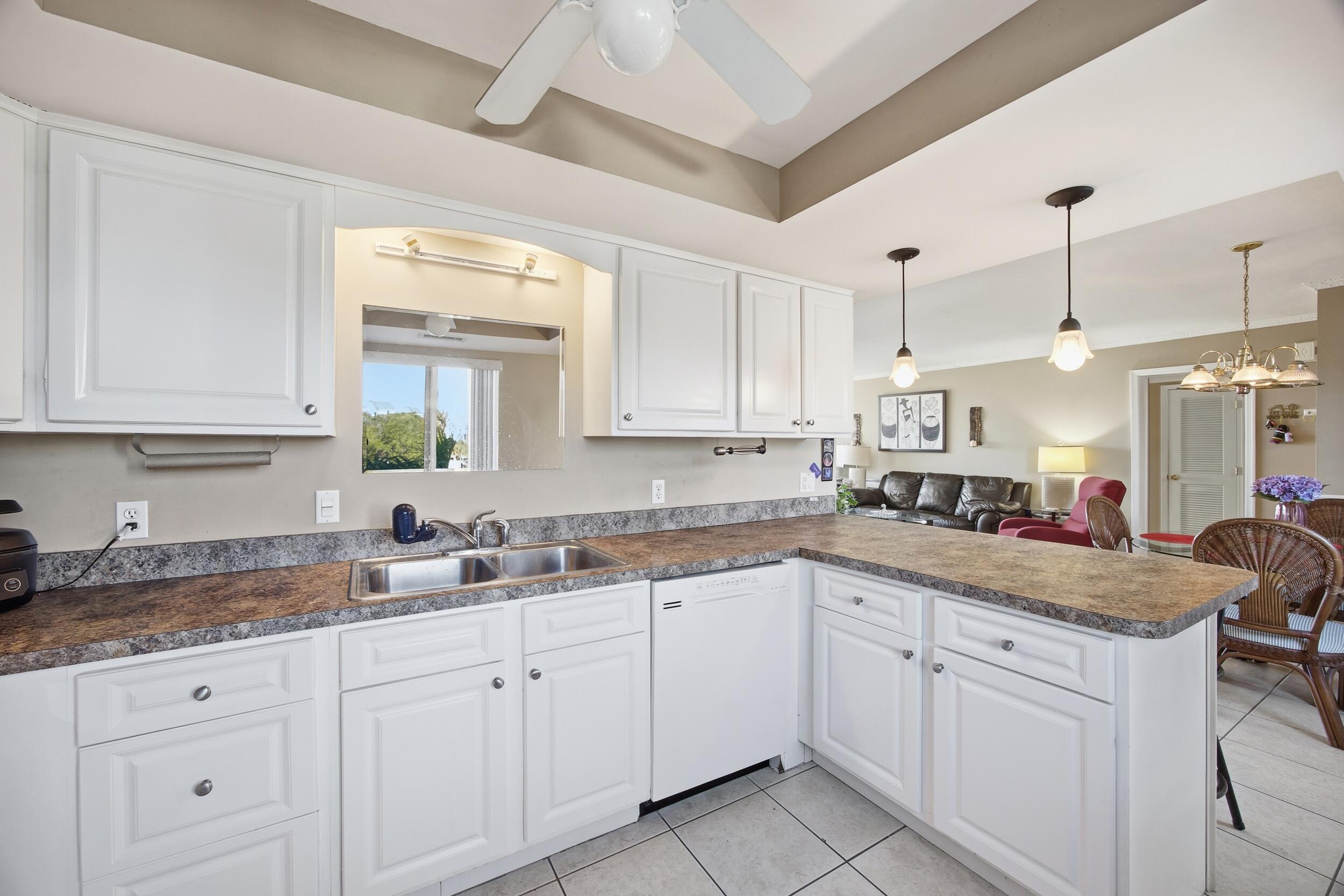 CATAMARAN LL CONDOMINIUM - Residential