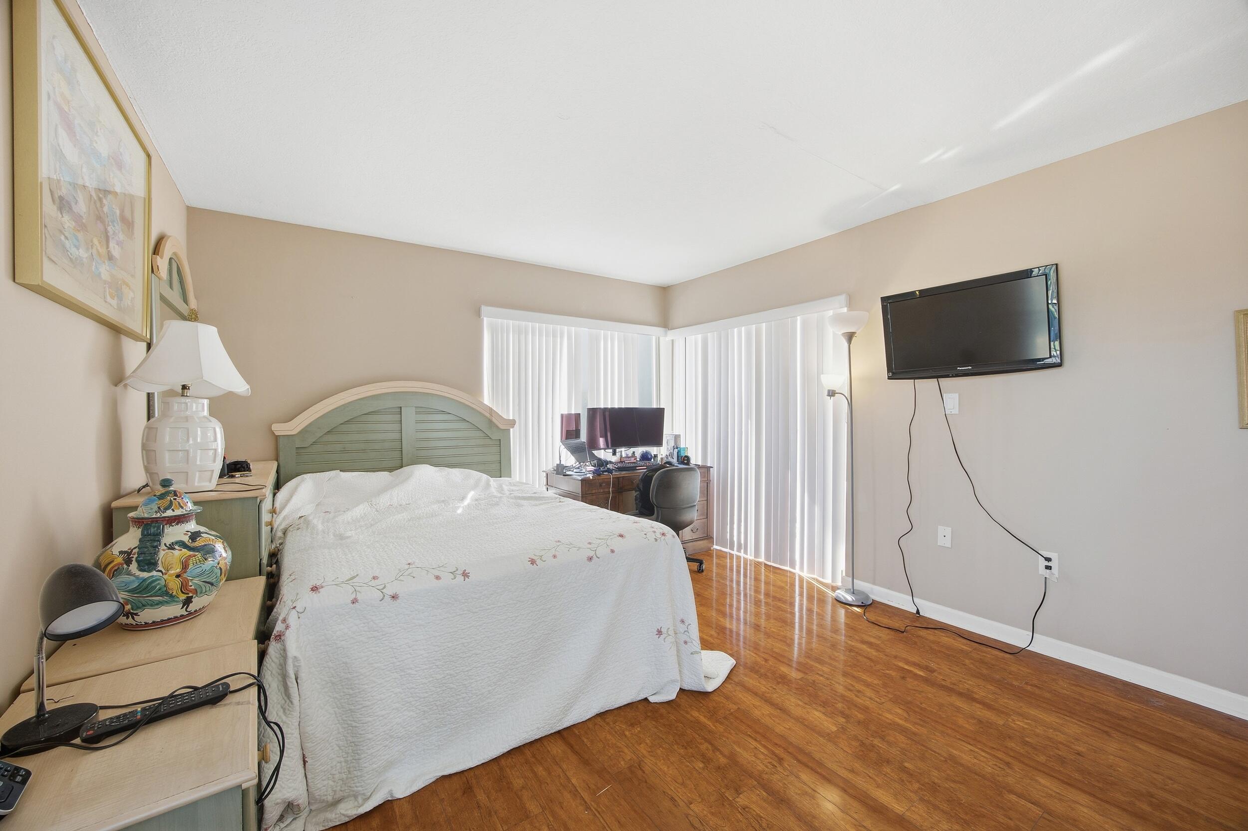 CATAMARAN LL CONDOMINIUM - Residential