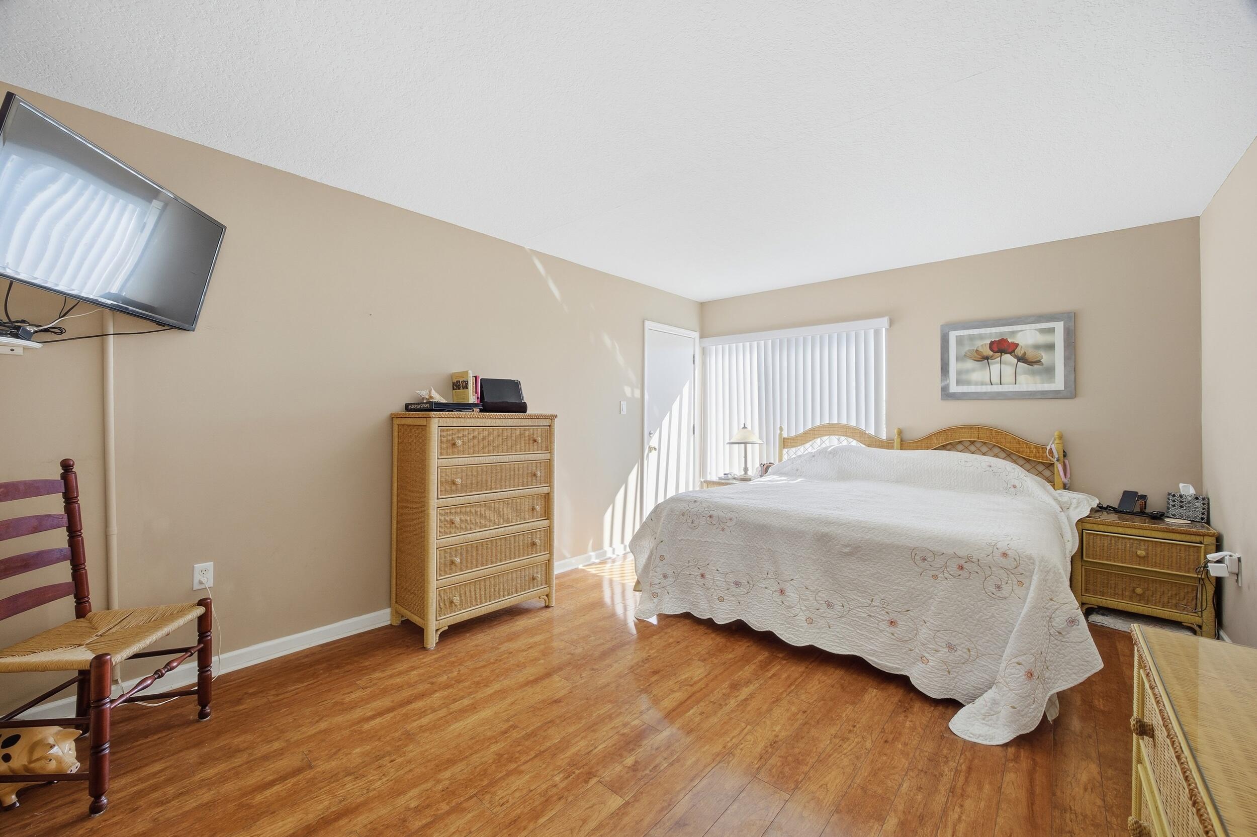 CATAMARAN LL CONDOMINIUM - Residential