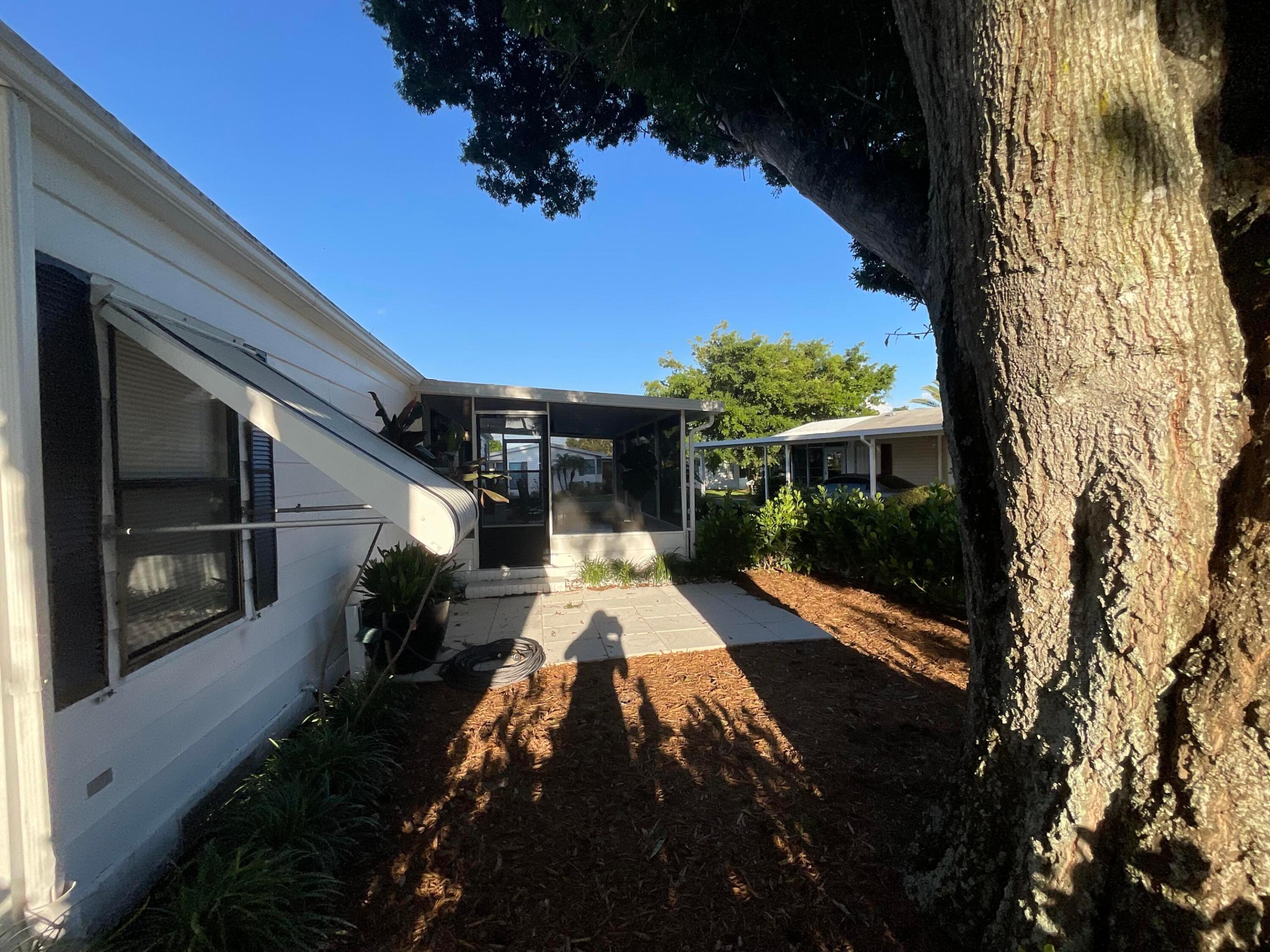 SUNNY SOUTH ESTATES - Residential Lease