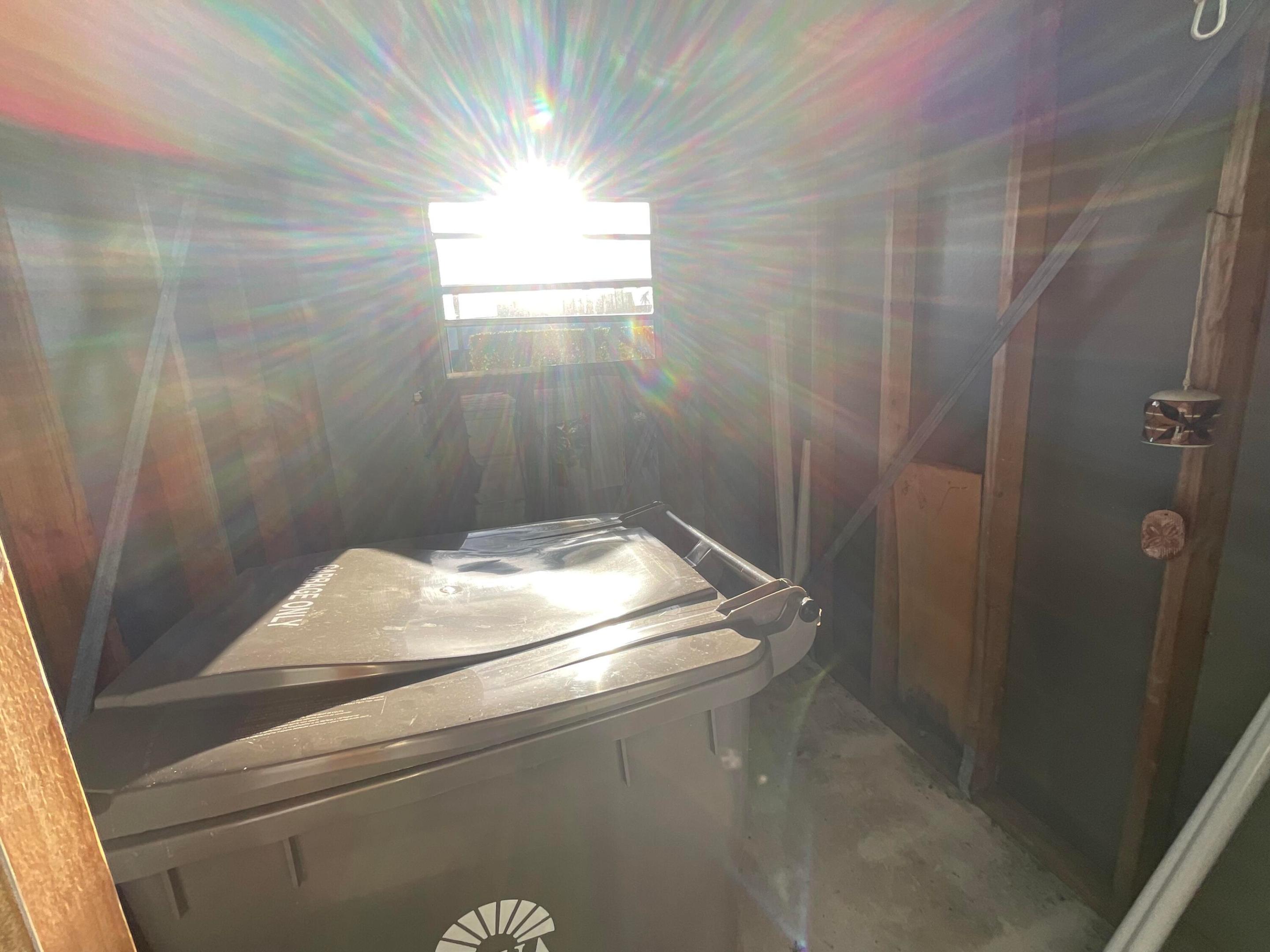 SUNNY SOUTH ESTATES - Residential Lease