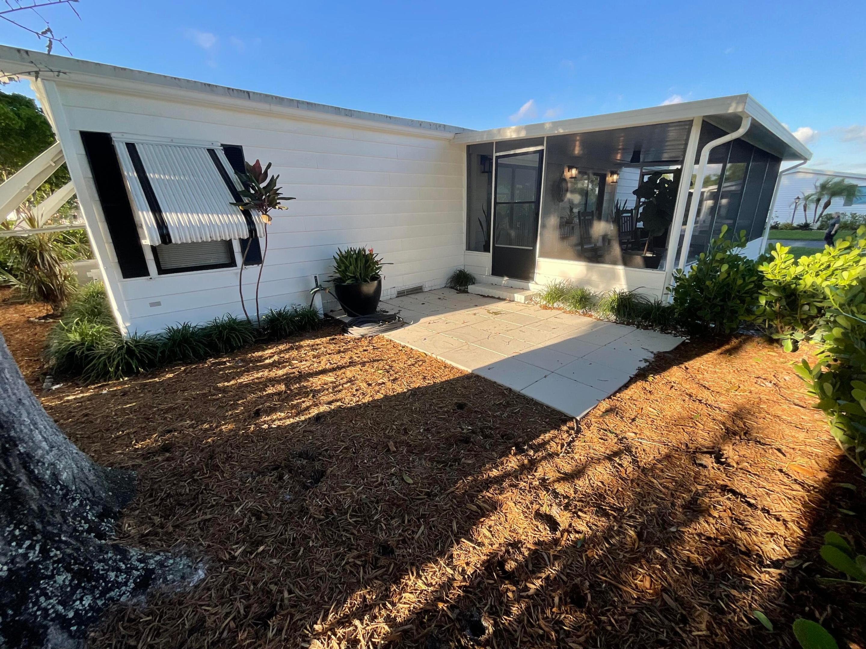 SUNNY SOUTH ESTATES - Residential Lease