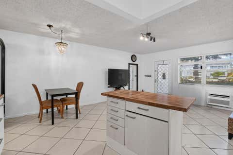 Tiny photo for 290 OAKRIDGE Q #290, Deerfield Beach, FL 33442 (MLS # B26052384)