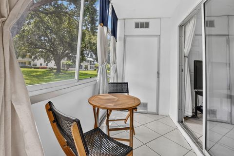 Tiny photo for 290 OAKRIDGE Q #290, Deerfield Beach, FL 33442 (MLS # B26052384)