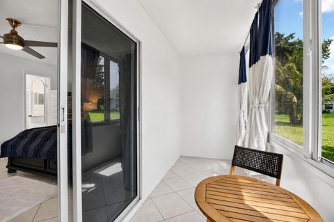 Tiny photo for 290 OAKRIDGE Q #290, Deerfield Beach, FL 33442 (MLS # B26052384)