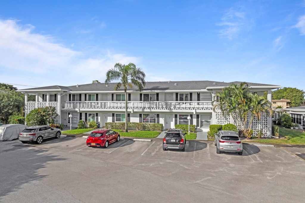 Photo of 2915 SW 15th Street #204, Delray Beach, FL 33445 (MLS # B26009902)