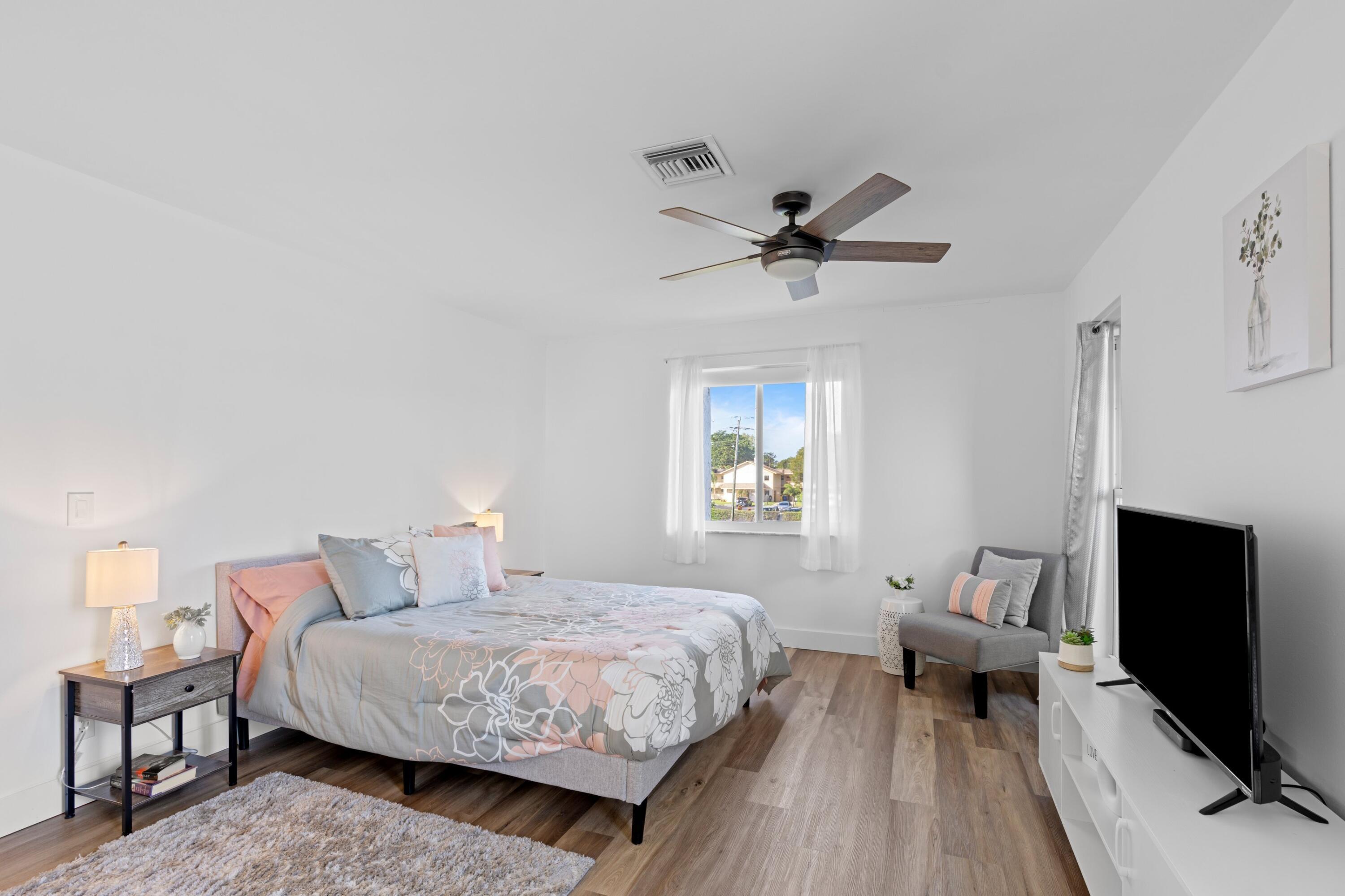 PINES OF DELRAY CONDO ONE,TWO AND THREE - Residential Lease