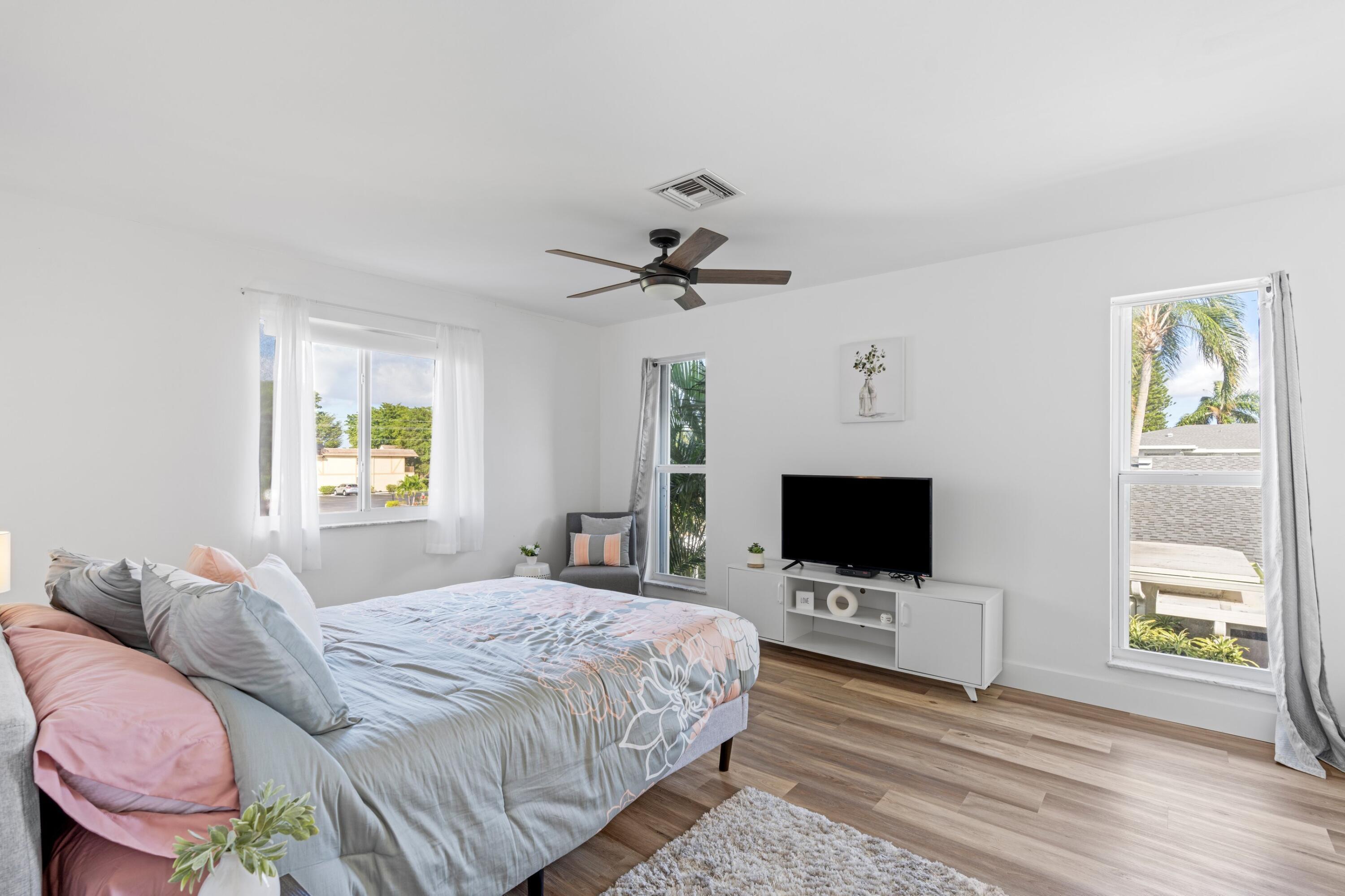 PINES OF DELRAY CONDO ONE,TWO AND THREE - Residential Lease