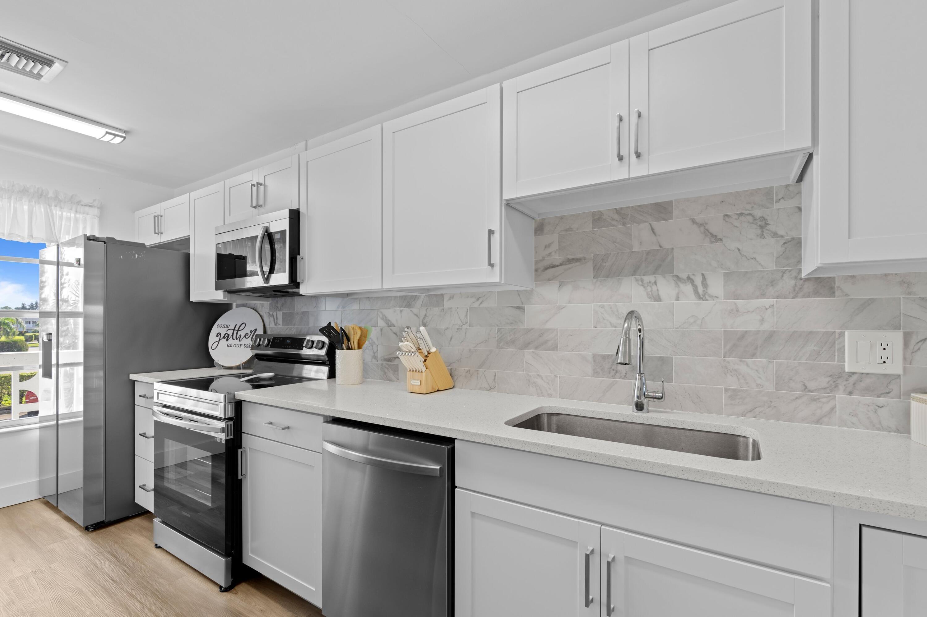 2915 SW 15th Street 204