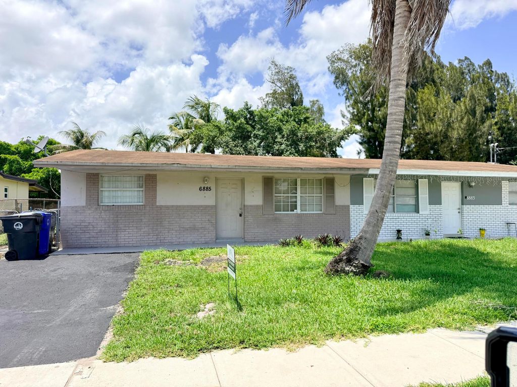 Photo of 6885 SW 16th Court, North Lauderdale, FL 33068 (MLS # B26047324)