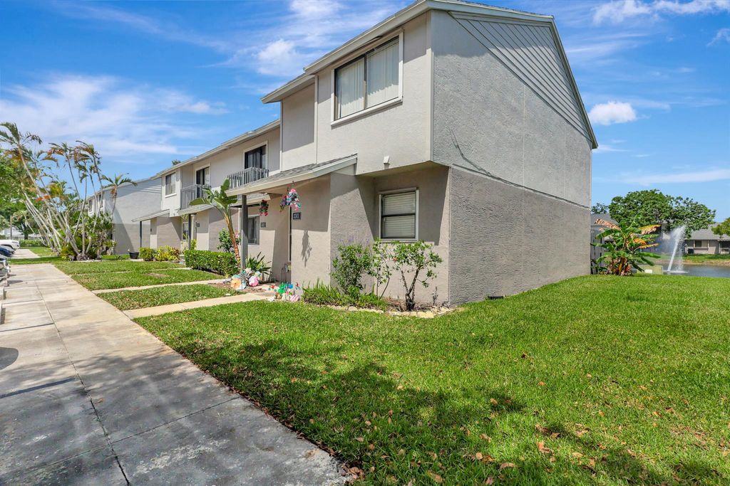 Photo of 3303 Poolside Drive #3, Greenacres, FL 33463 (MLS # R10972085)