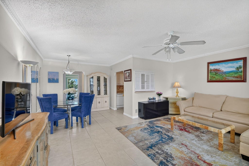 Photo of 135 SALISBURY F, West Palm Beach, FL 33417 (MLS # B26094617)