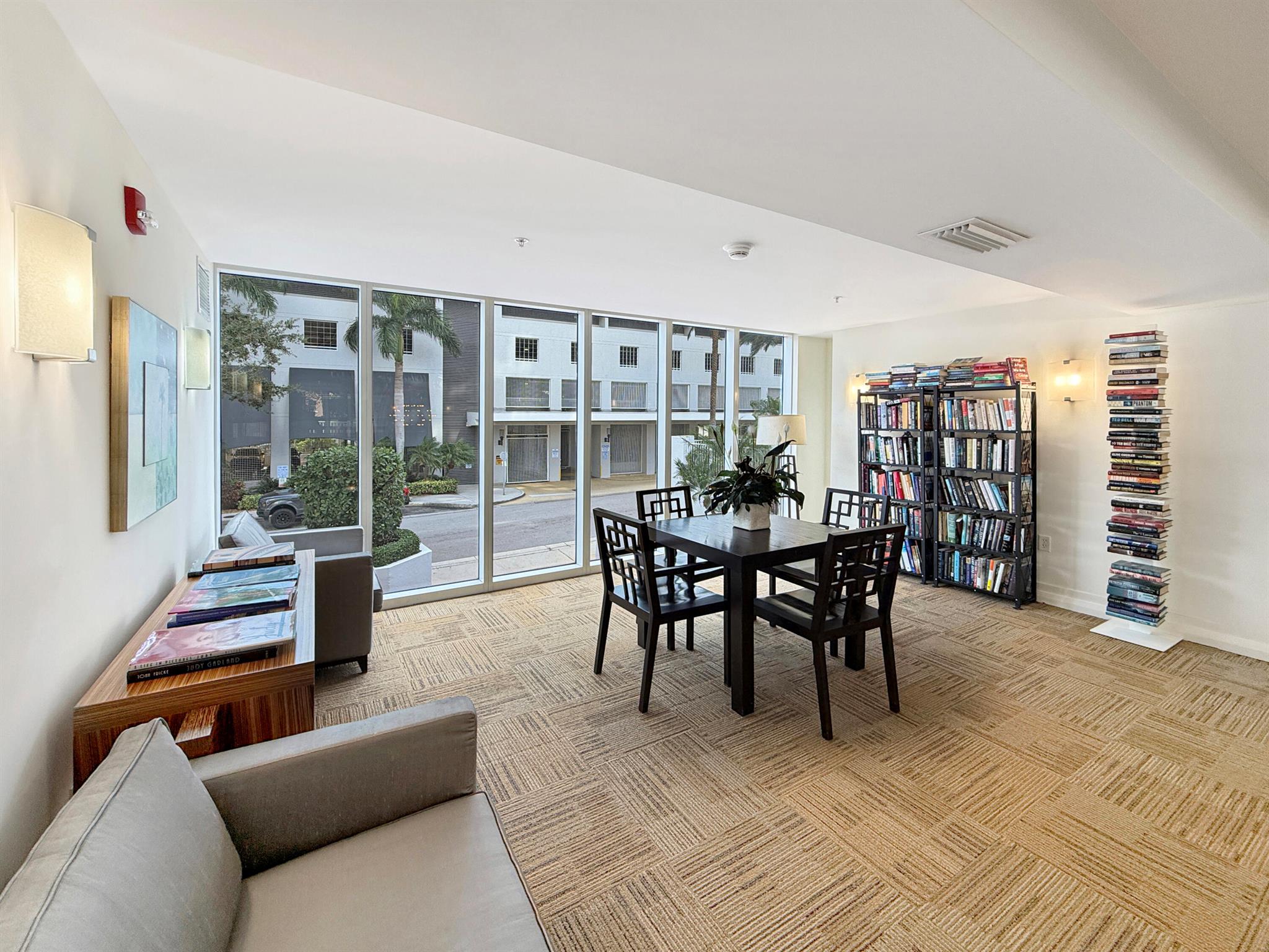 VILLA LOFTS CONDO - Residential