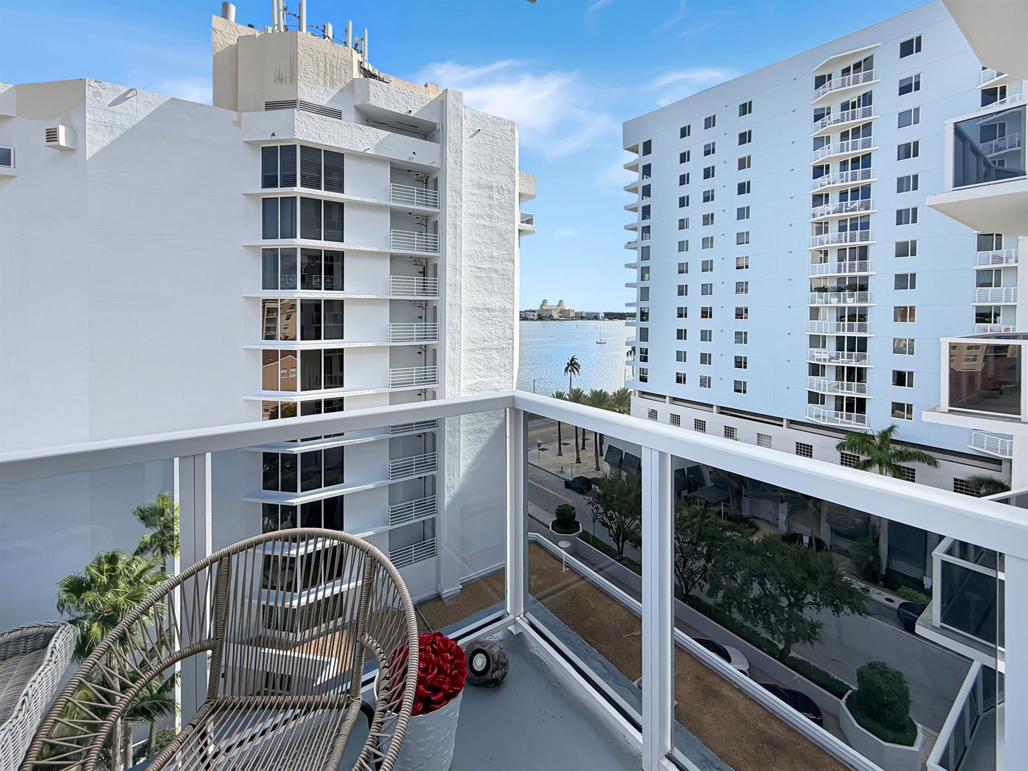 VILLA LOFTS CONDO - Residential