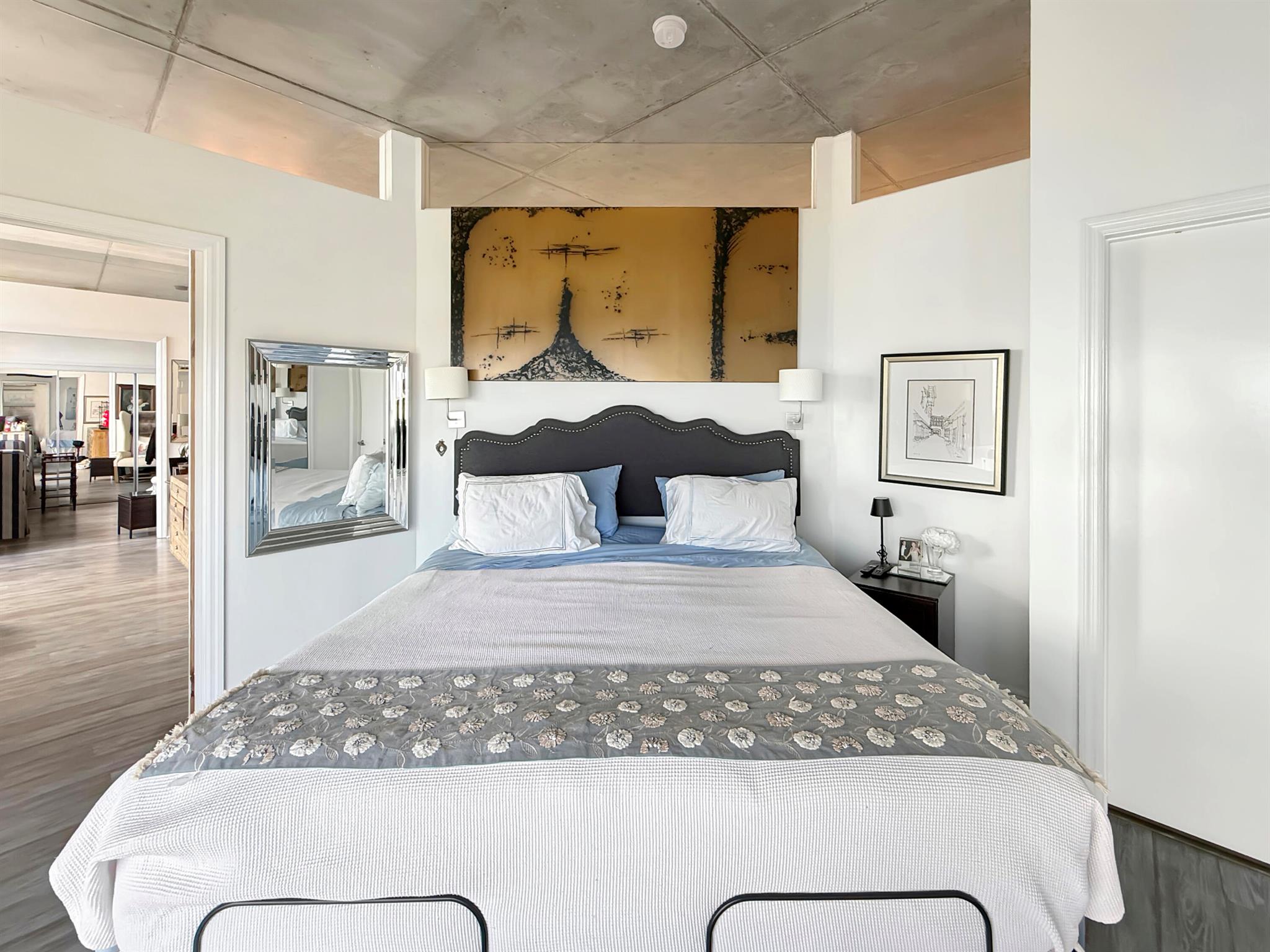 VILLA LOFTS CONDO - Residential