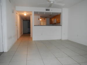 CYPRESS TRAIL CONDO - Residential