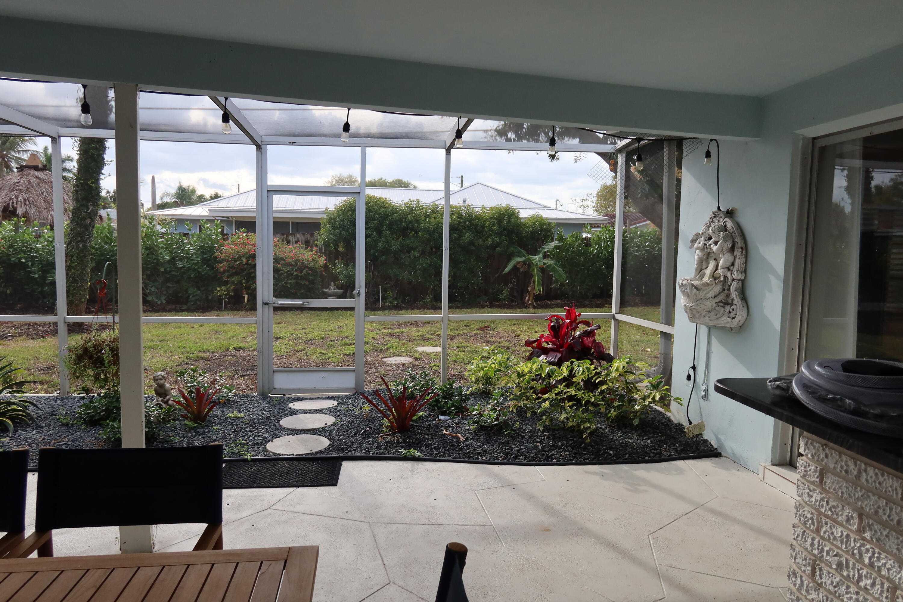 BOCA RATON SQUARE UNIT 13 - Residential Lease