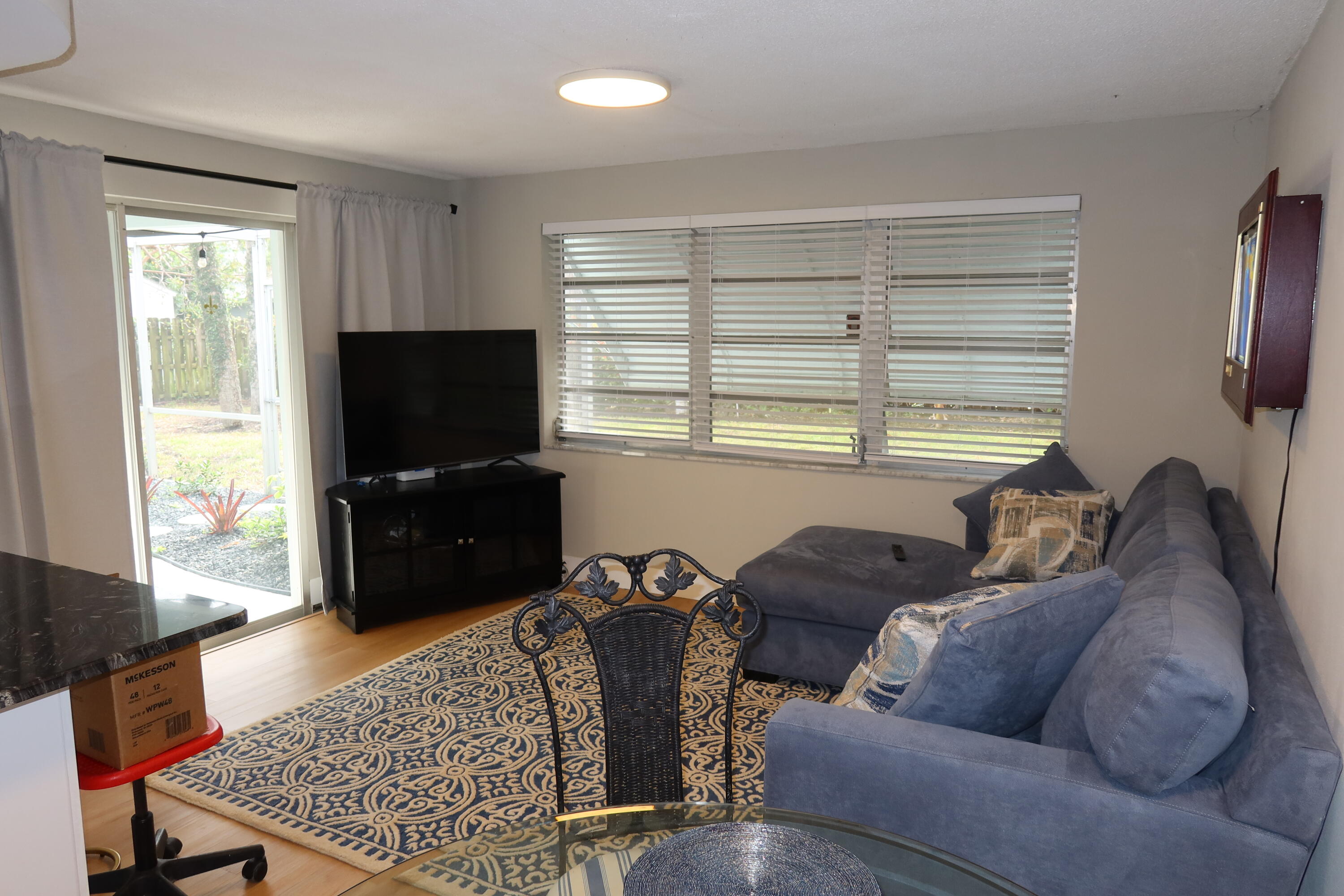 BOCA RATON SQUARE UNIT 13 - Residential Lease