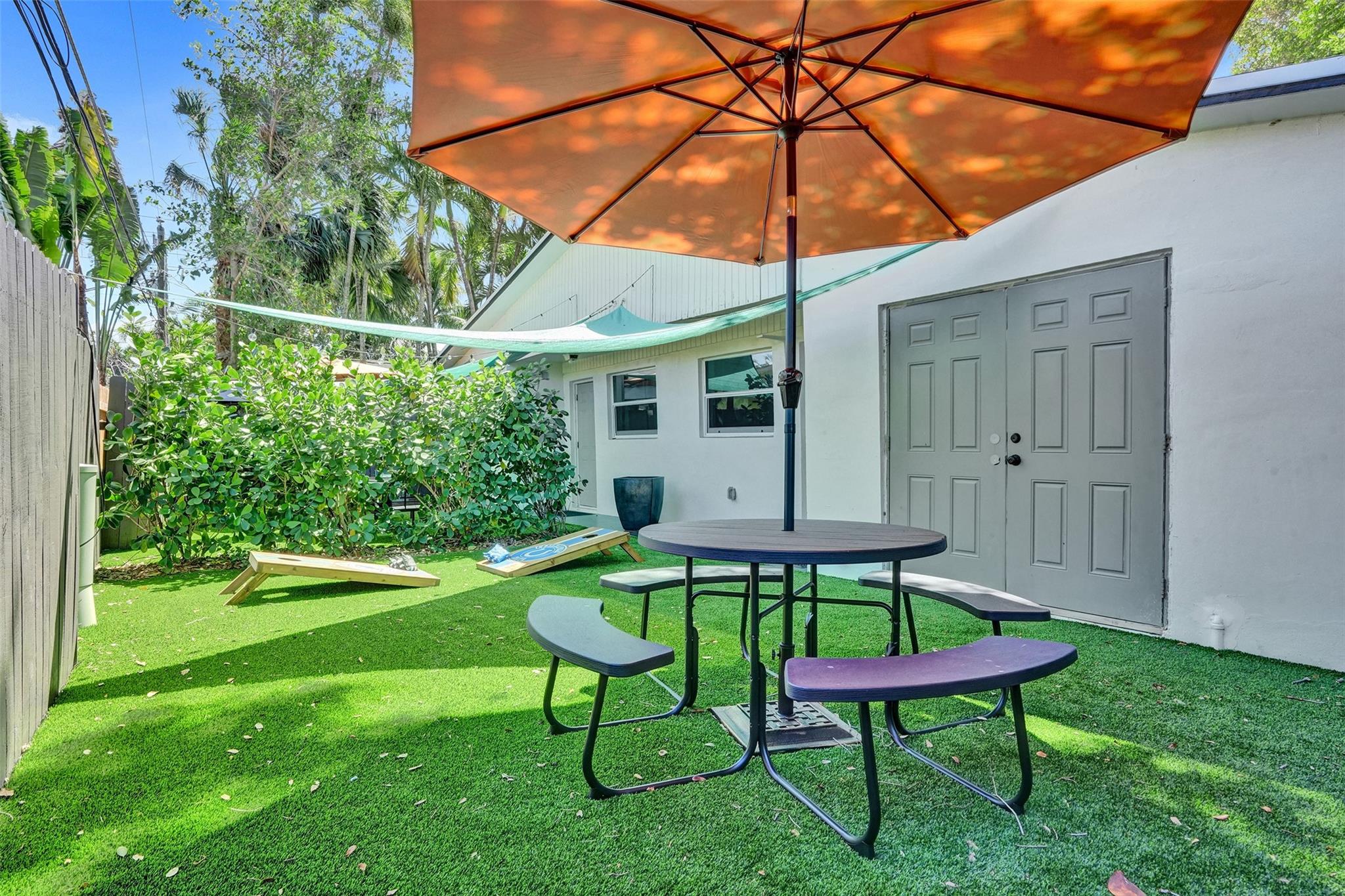 Mandarin Isle Add 69-13 B - Residential Lease