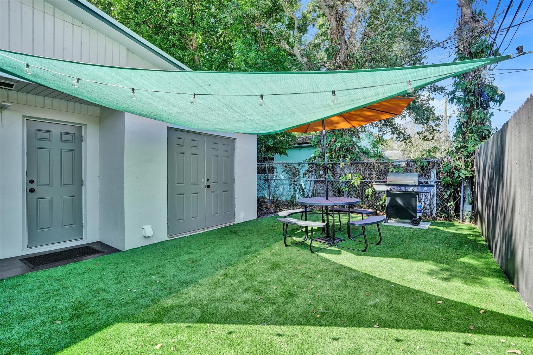 Mandarin Isle Add 69-13 B - Residential Lease