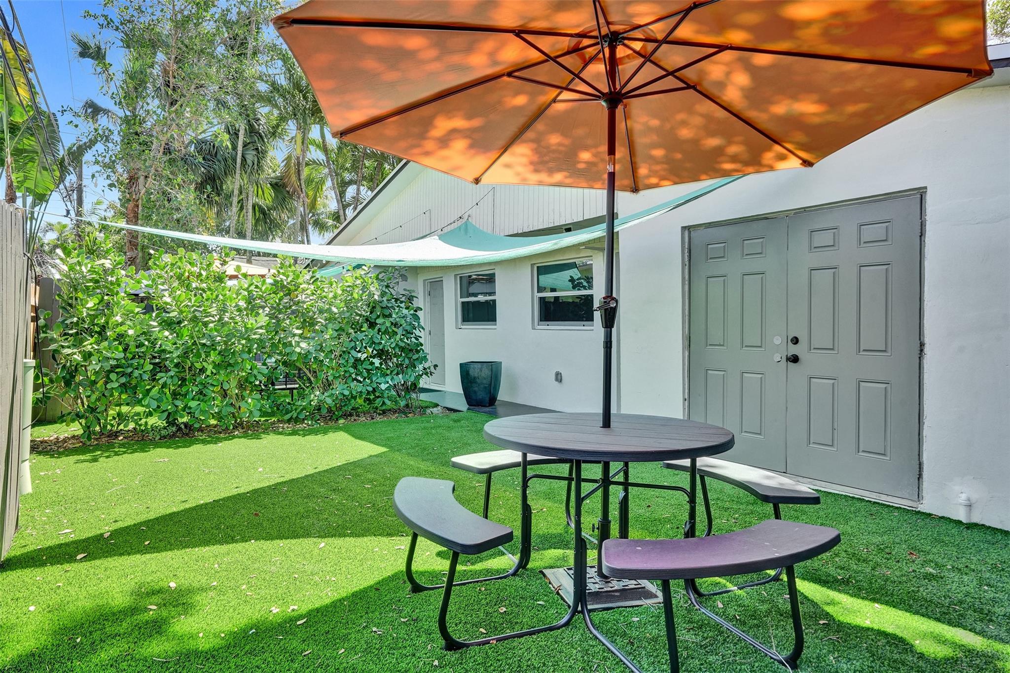 Mandarin Isle Add 69-13 B - Residential Lease