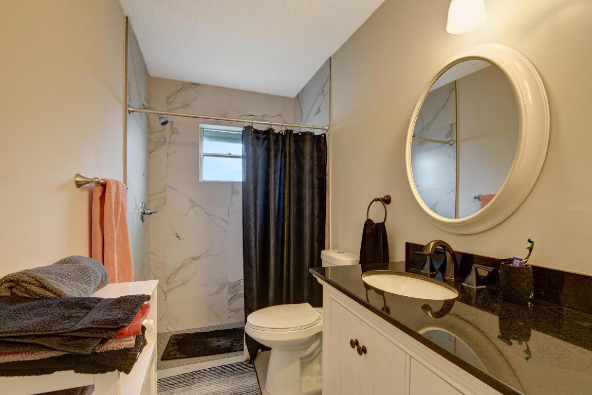 PALM BEACH LEISUREVILLE SEC 9 - Residential