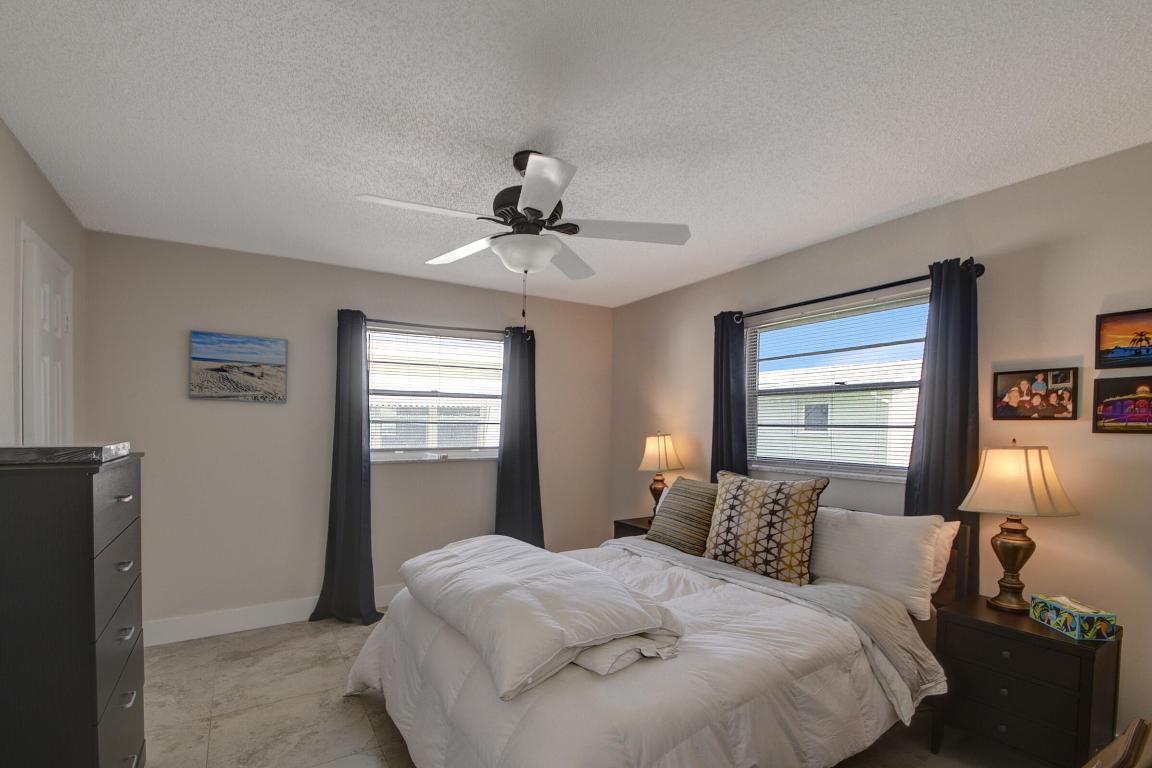 PALM BEACH LEISUREVILLE SEC 9 - Residential