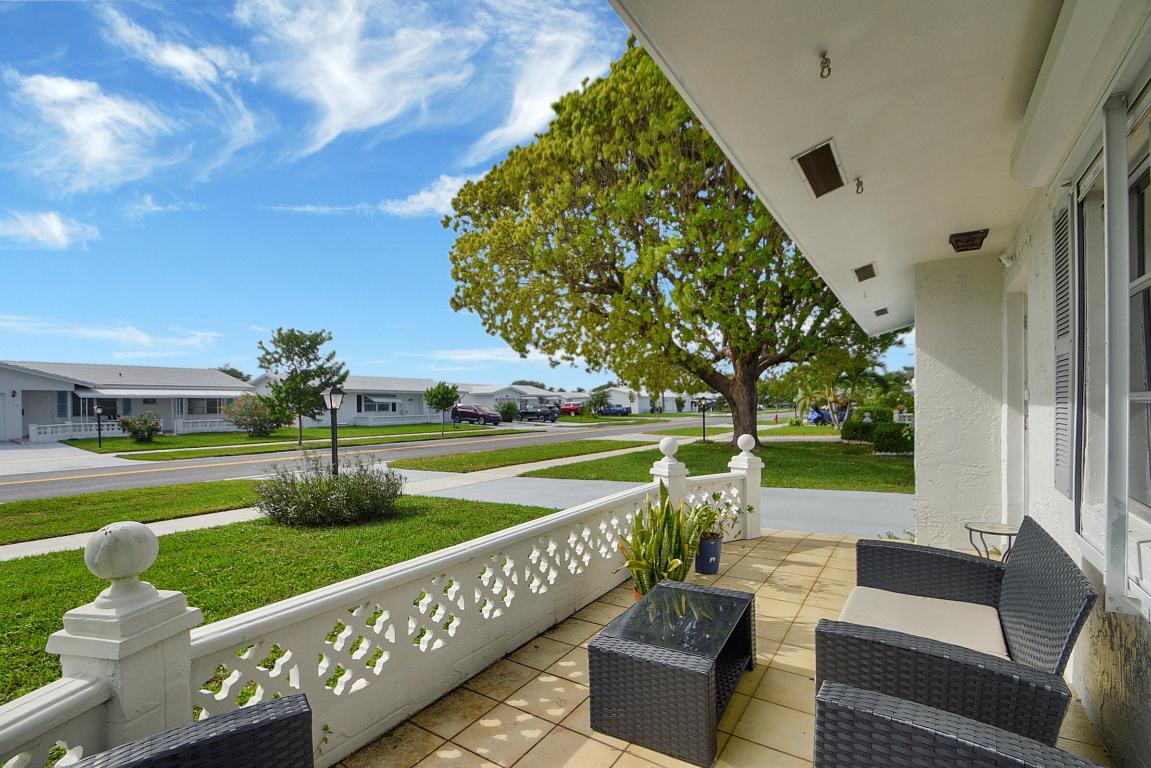 PALM BEACH LEISUREVILLE SEC 9 - Residential