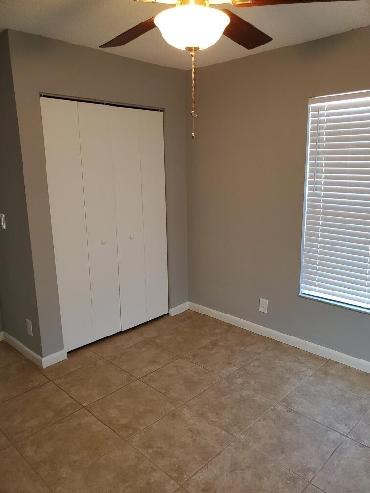 EASTRIDGE ESTATES - Residential Lease