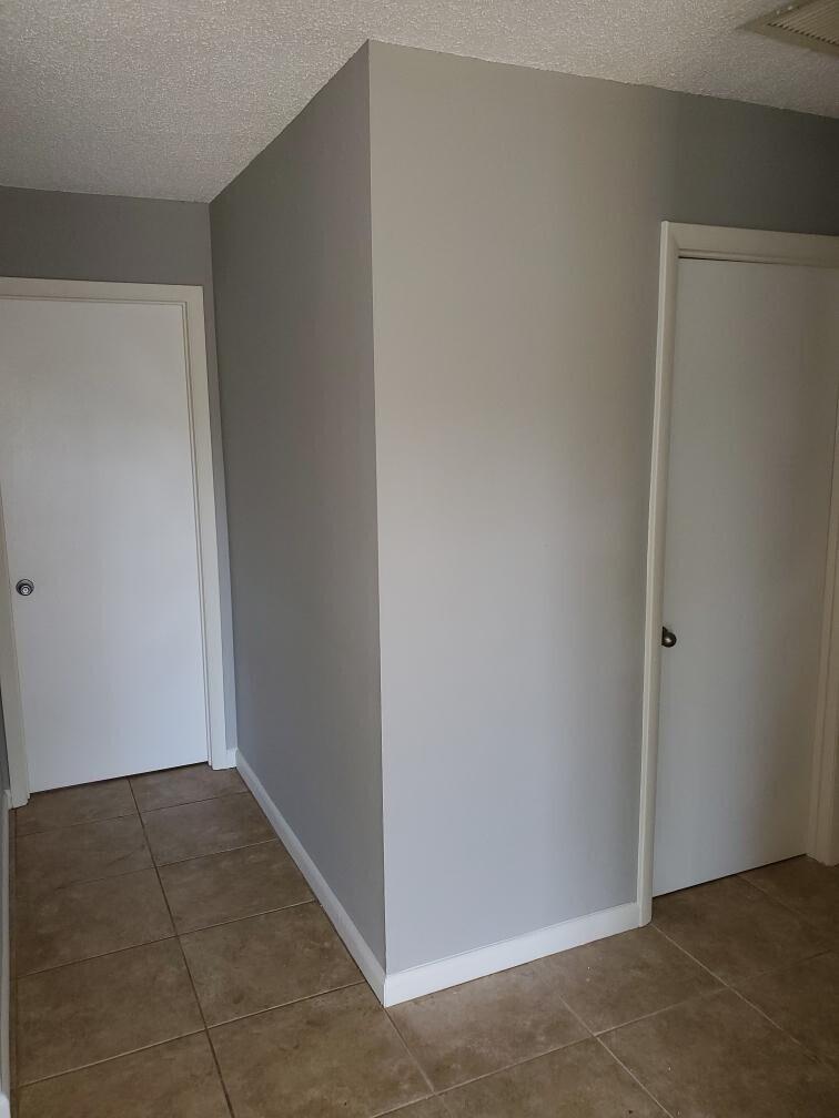 EASTRIDGE ESTATES - Residential Lease