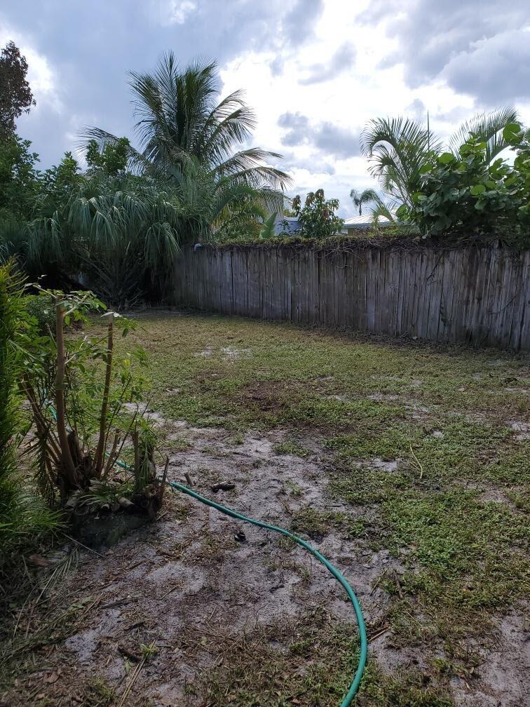 EASTRIDGE ESTATES - Residential Lease