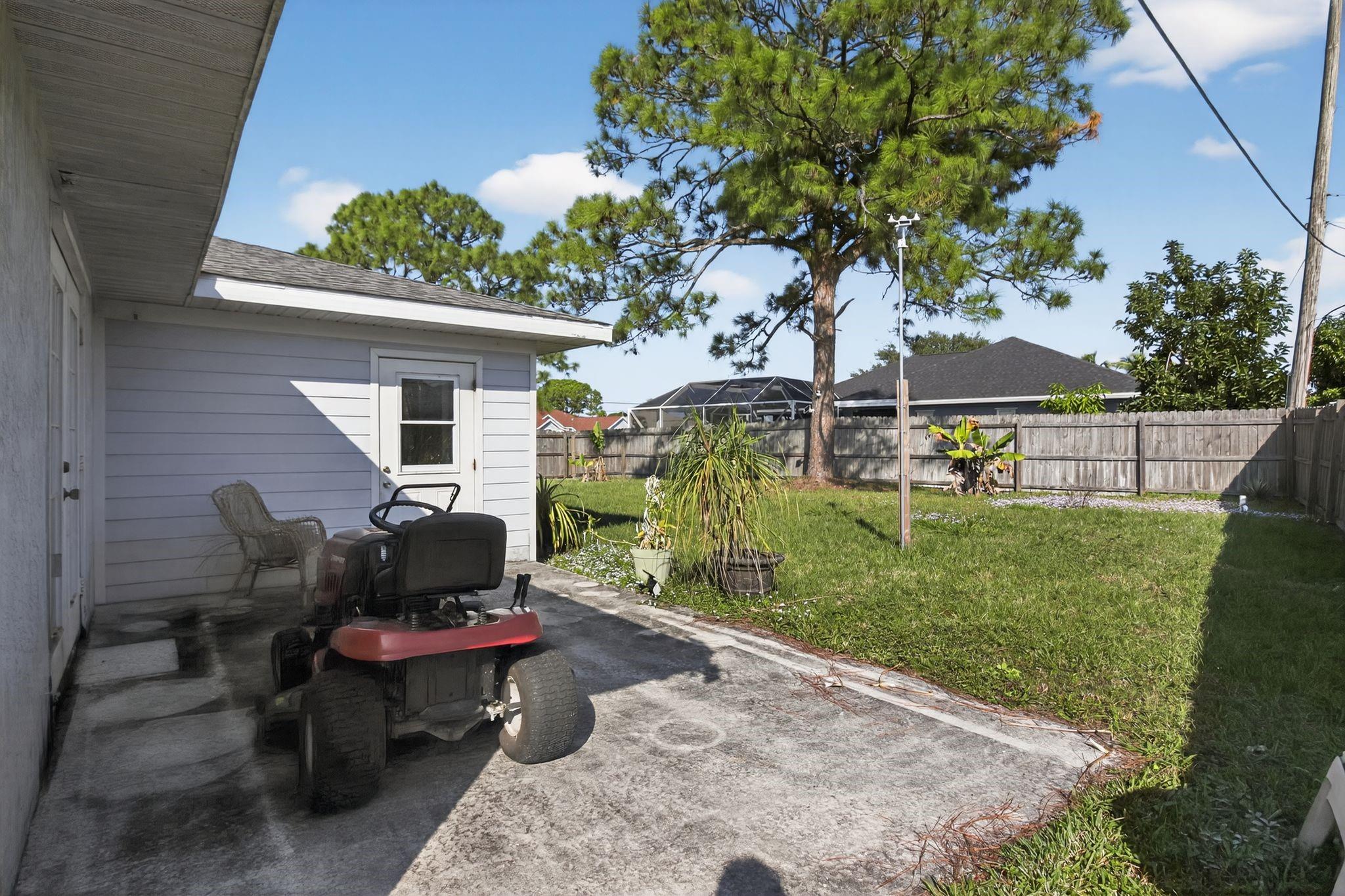 PORT ST LUCIE SECTION 15 - Residential